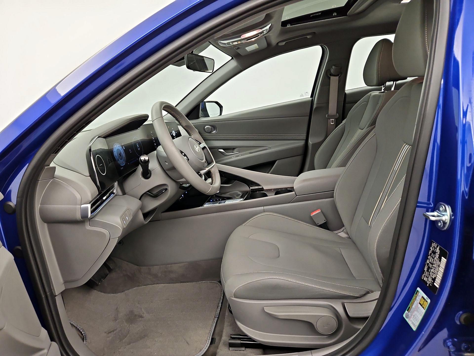 Thumbnail: 2025 Hyundai Elantra - 11