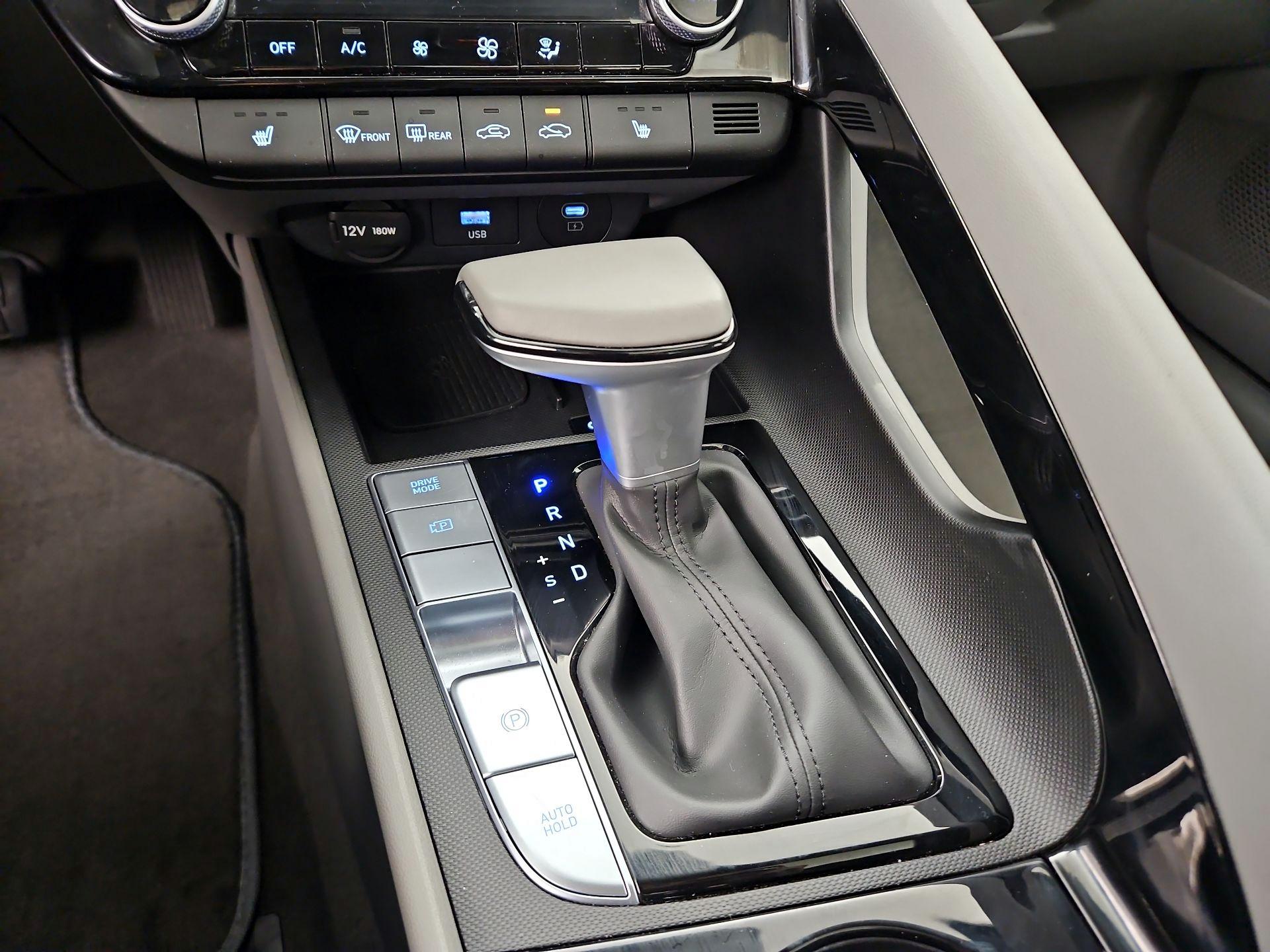 Thumbnail: 2025 Hyundai Elantra - 18