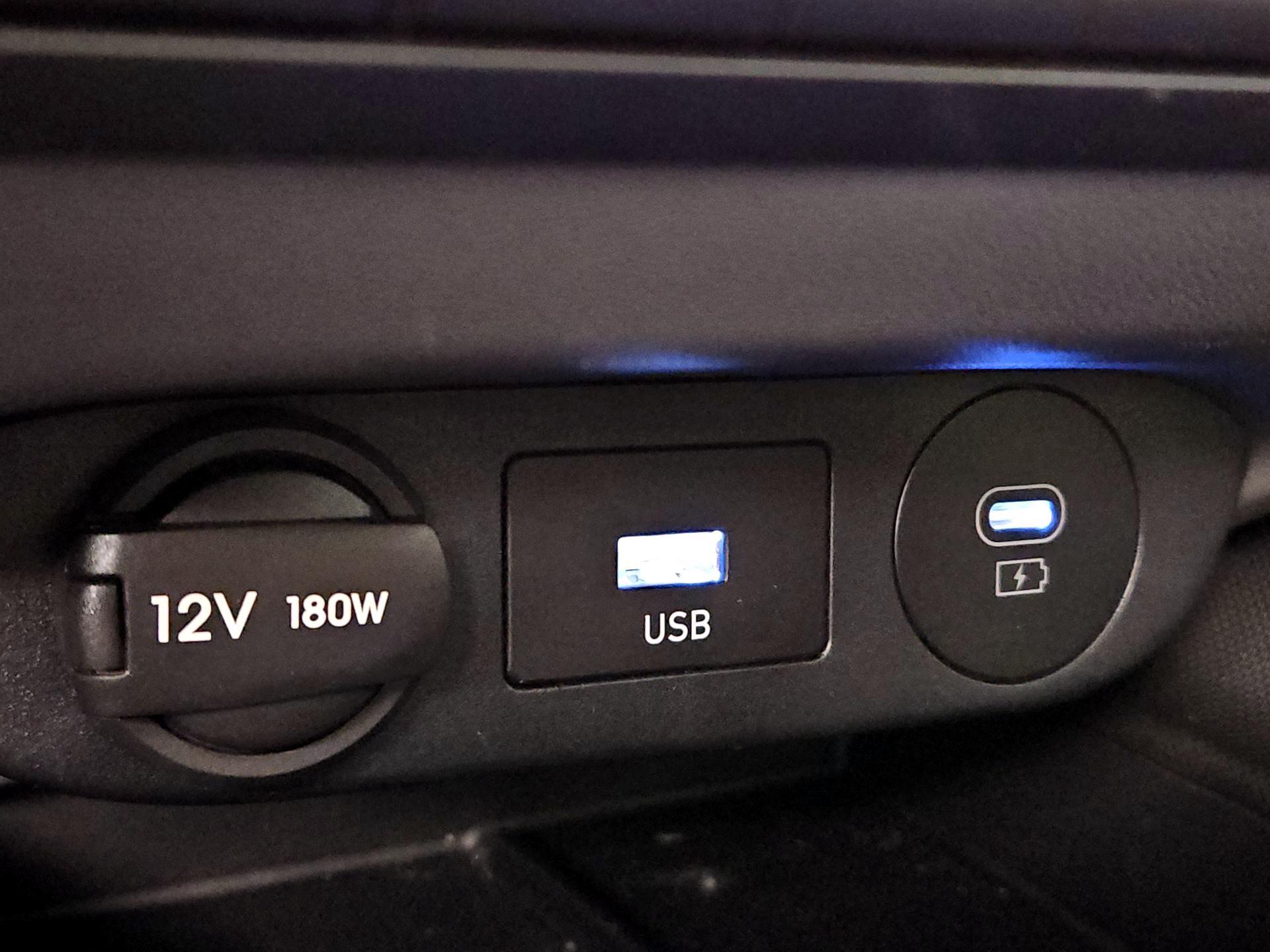 Thumbnail: 2025 Hyundai Elantra - 19