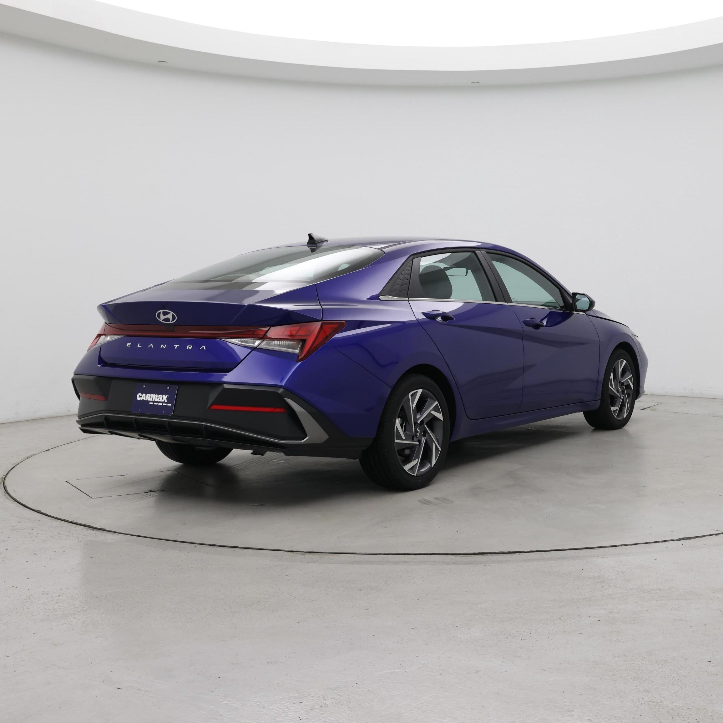 Thumbnail: 2025 Hyundai Elantra - 8