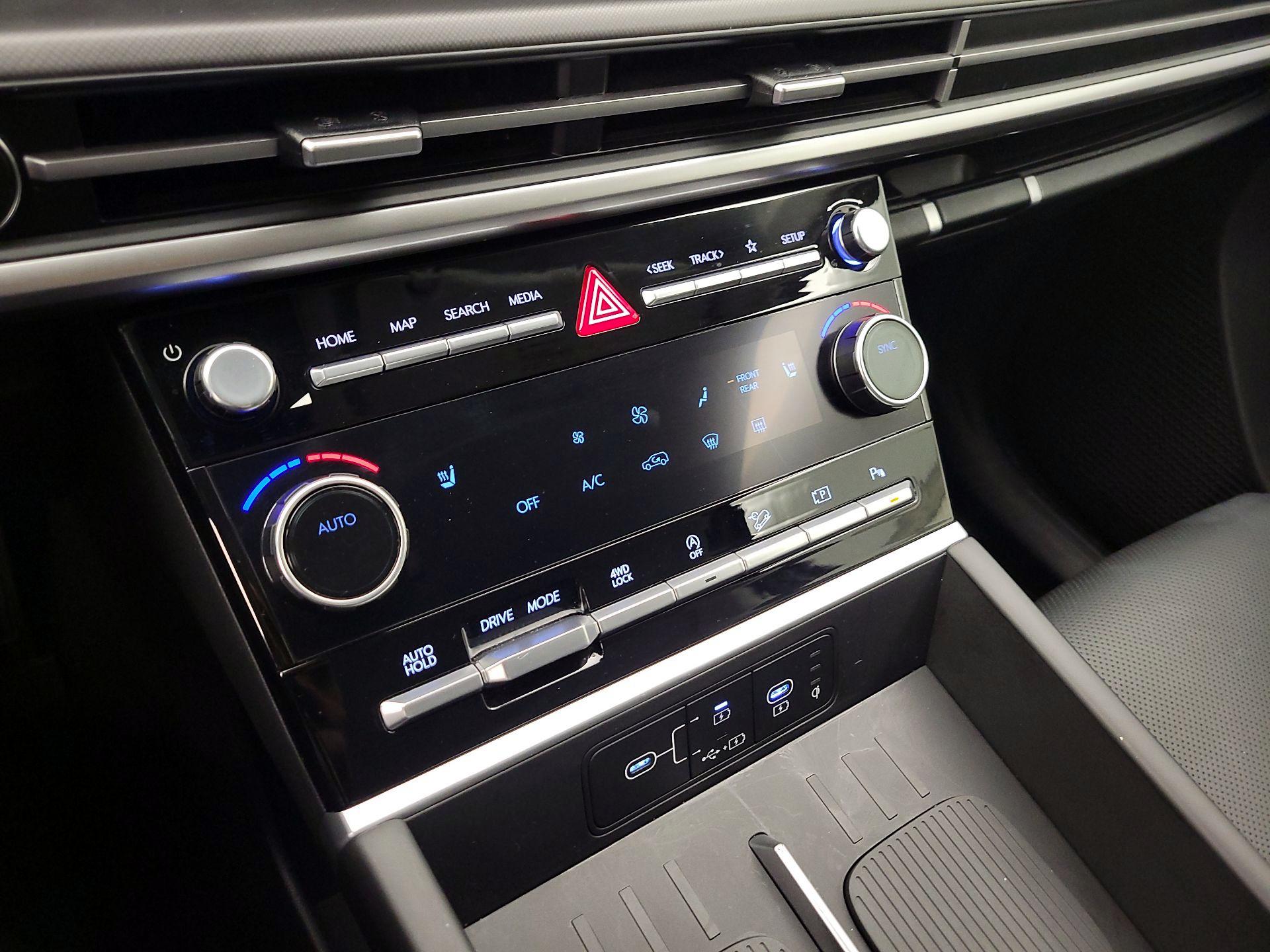 Thumbnail: 2025 Hyundai Santa Fe - 17