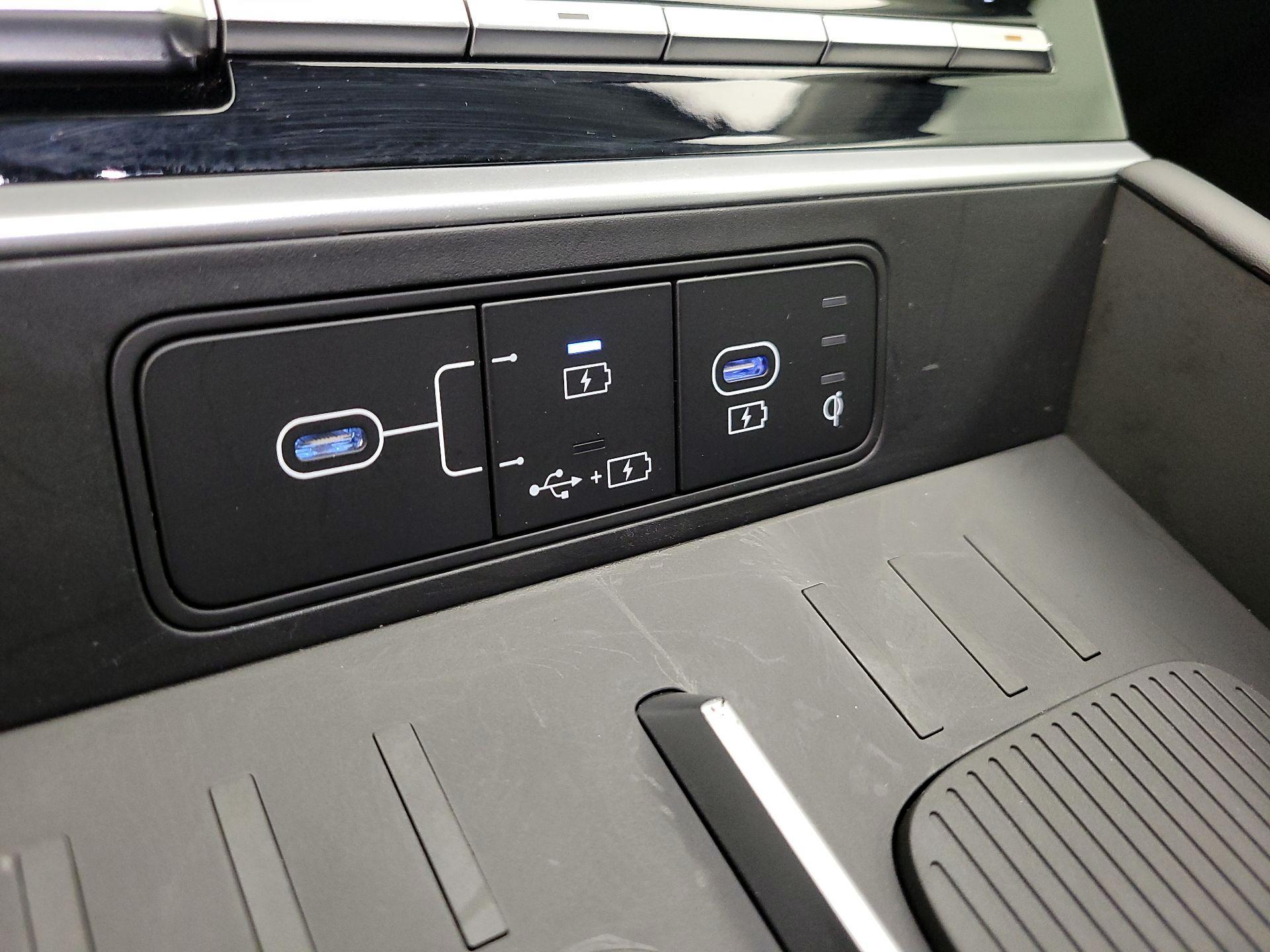 Thumbnail: 2025 Hyundai Santa Fe - 18