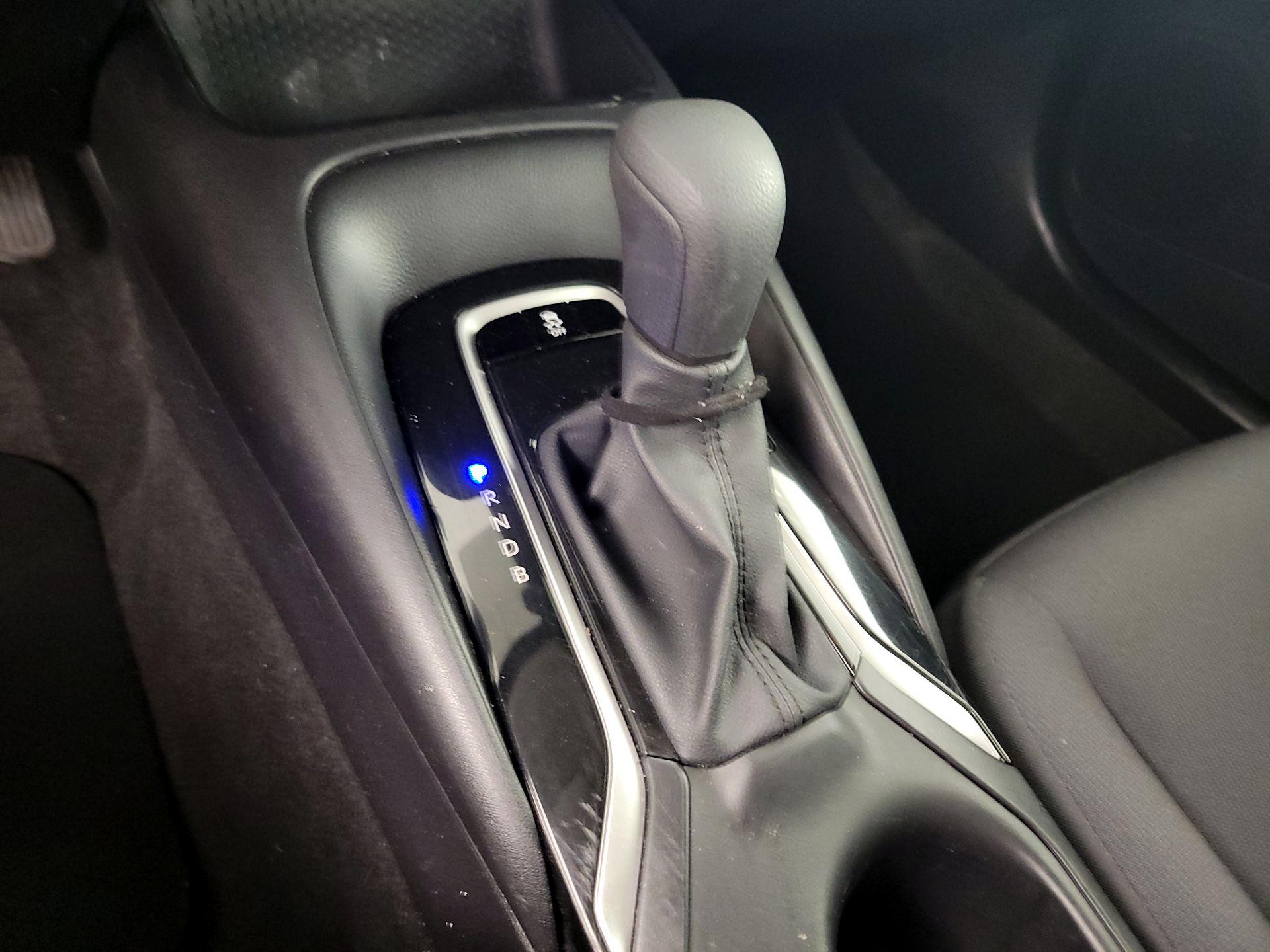 Thumbnail: 2025 Toyota Corolla - 18