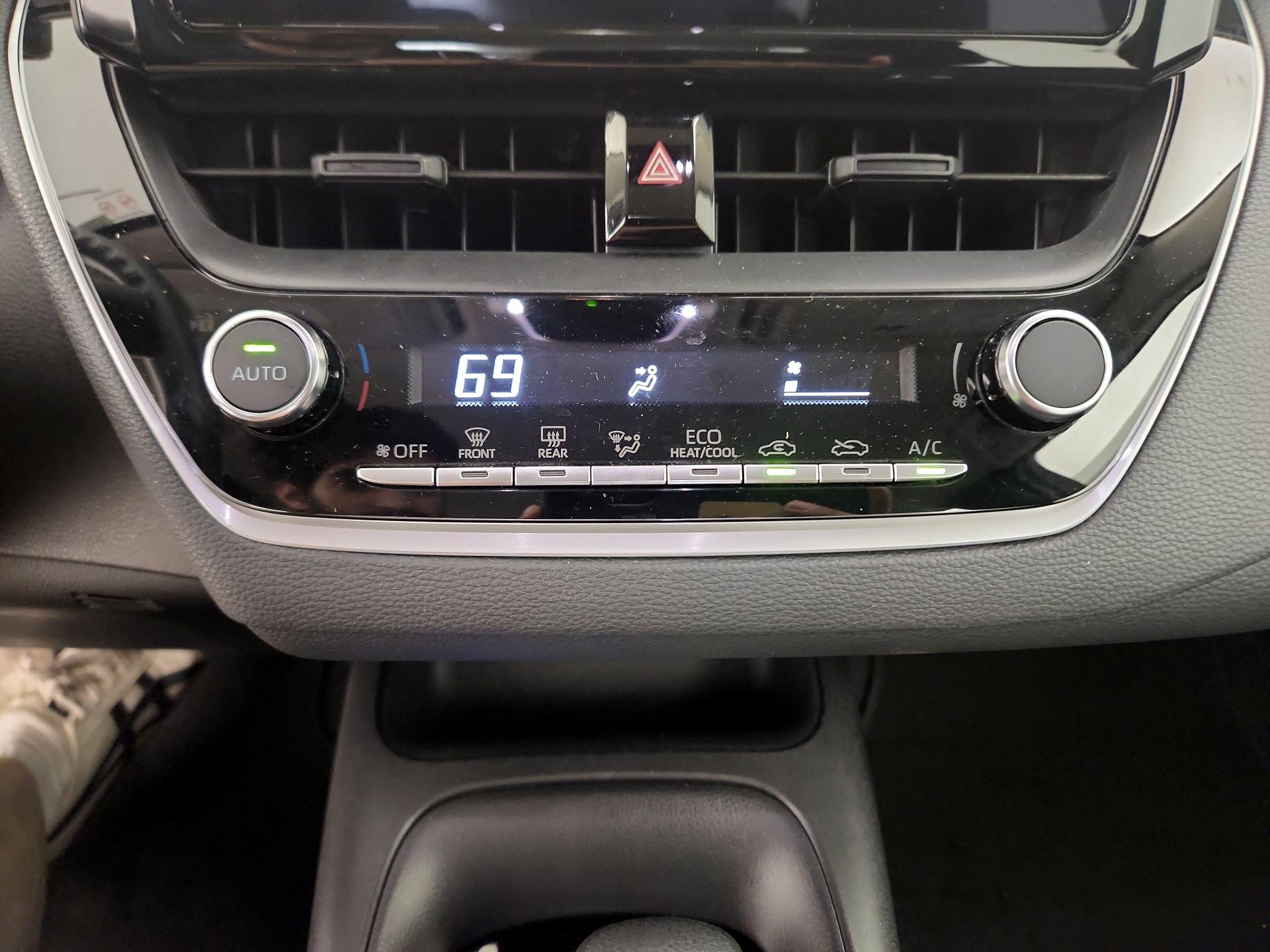 Thumbnail: 2025 Toyota Corolla - 17