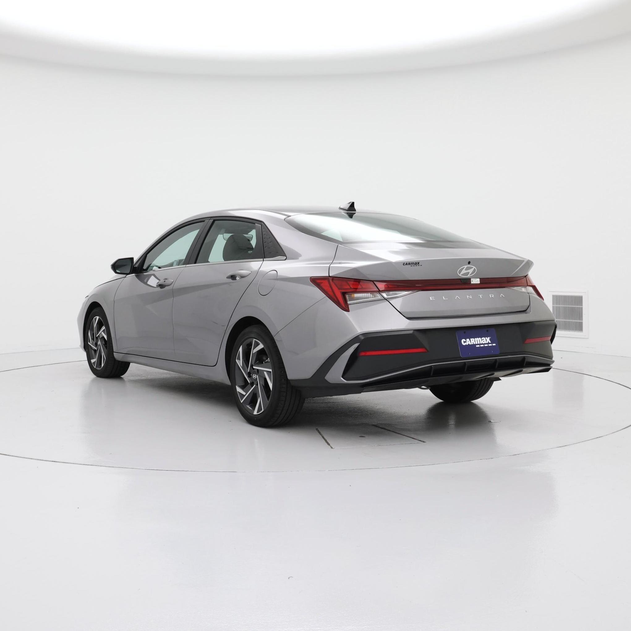 Thumbnail: 2025 Hyundai Elantra - 2