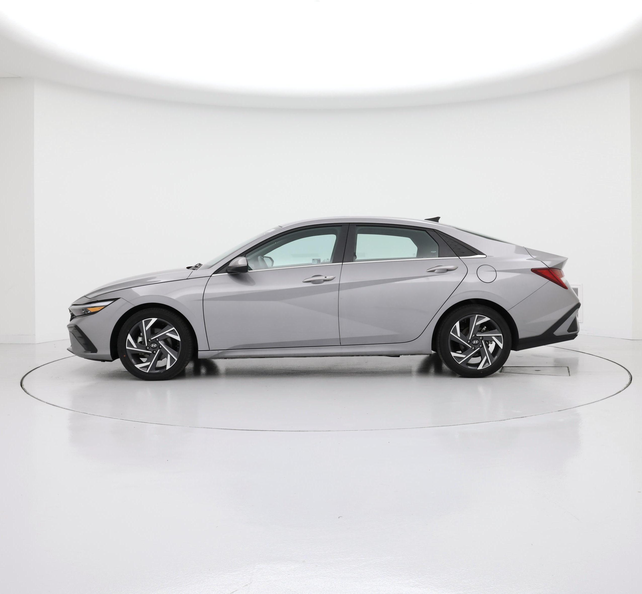 Thumbnail: 2025 Hyundai Elantra - 3