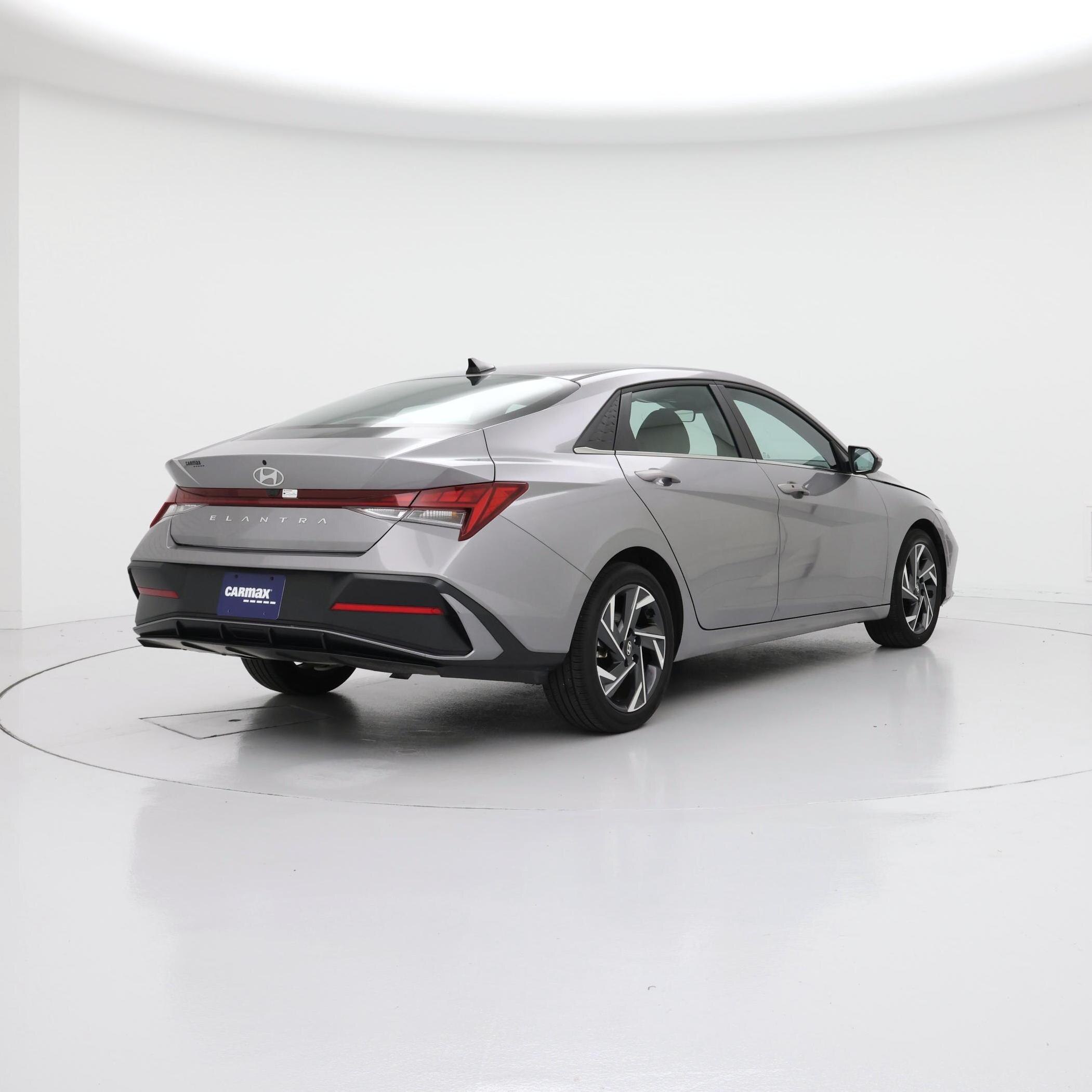 Thumbnail: 2025 Hyundai Elantra - 8