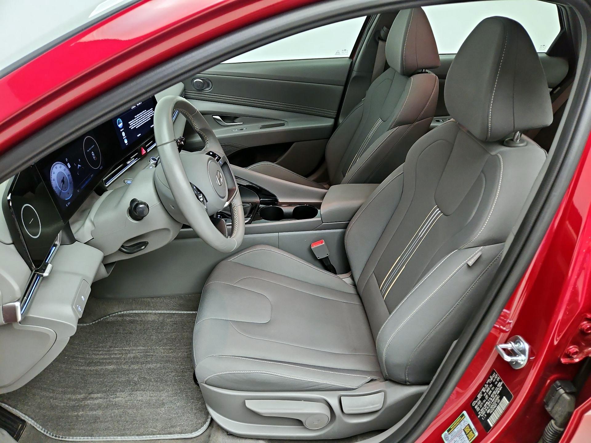 Thumbnail: 2025 Hyundai Elantra - 11