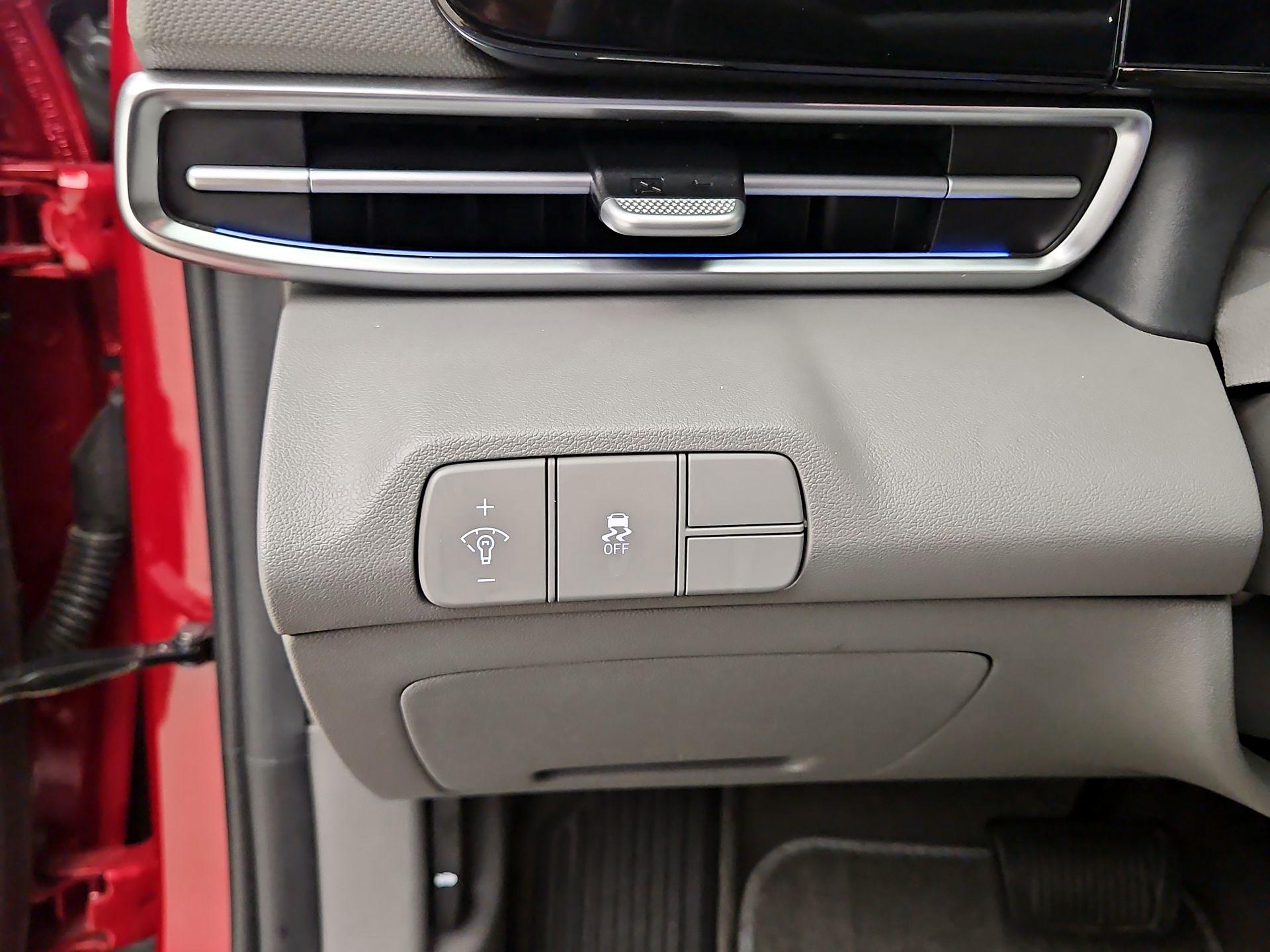 Thumbnail: 2025 Hyundai Elantra - 13