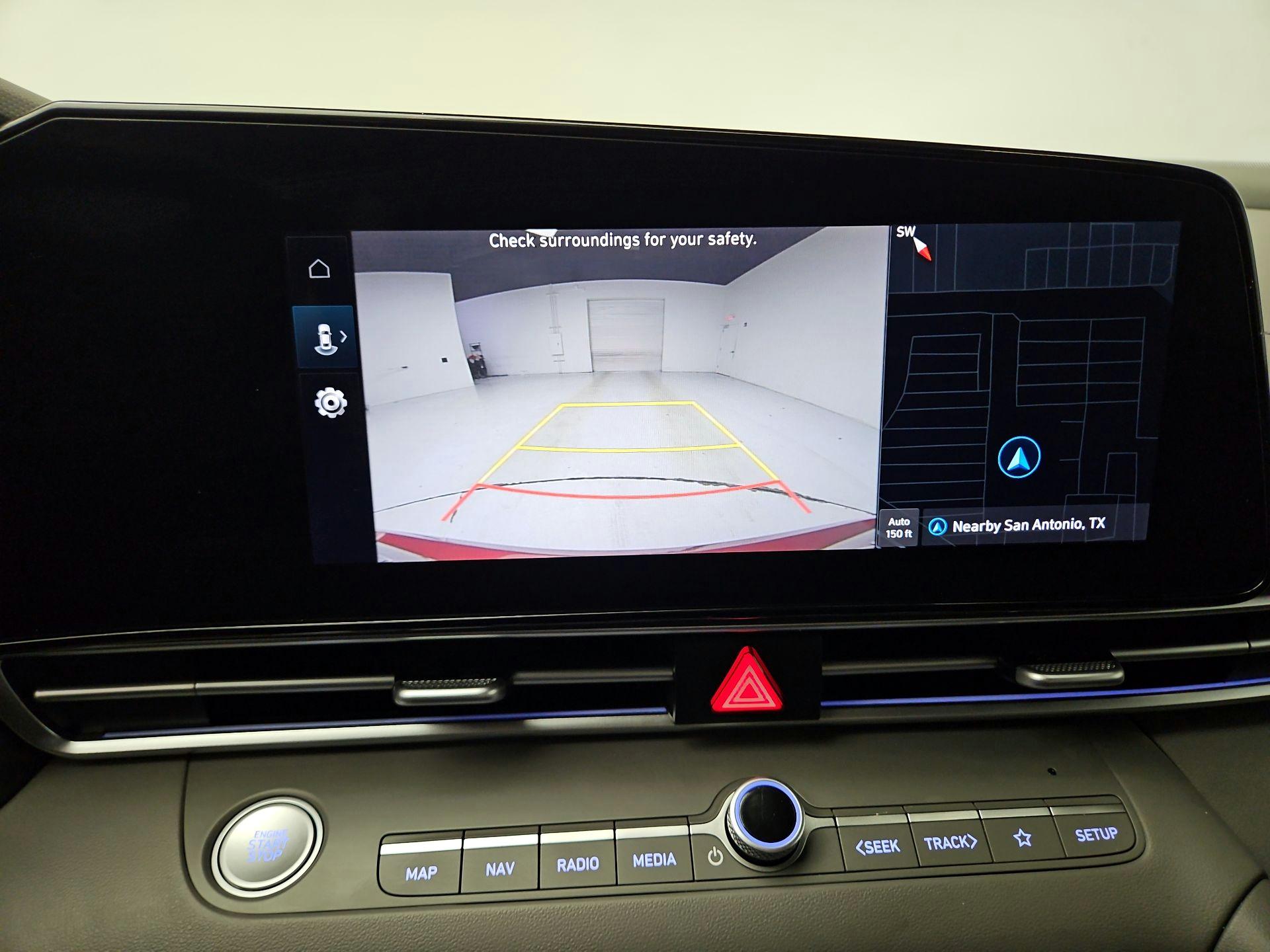 Thumbnail: 2025 Hyundai Elantra - 15