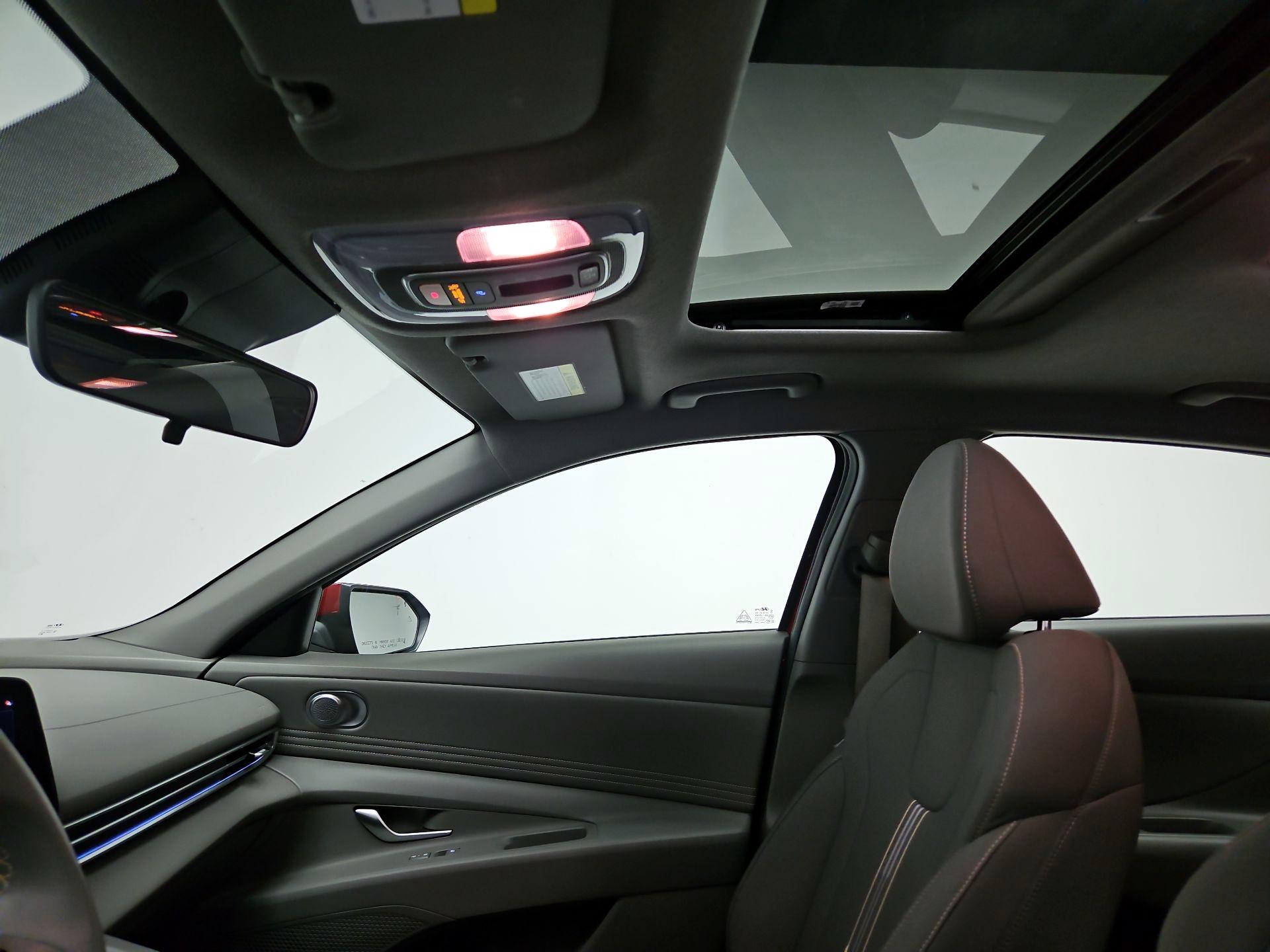 Thumbnail: 2025 Hyundai Elantra - 20