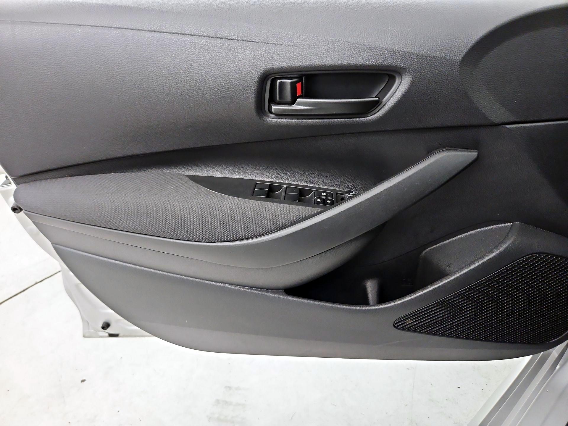 Thumbnail: 2025 Toyota Corolla - 12