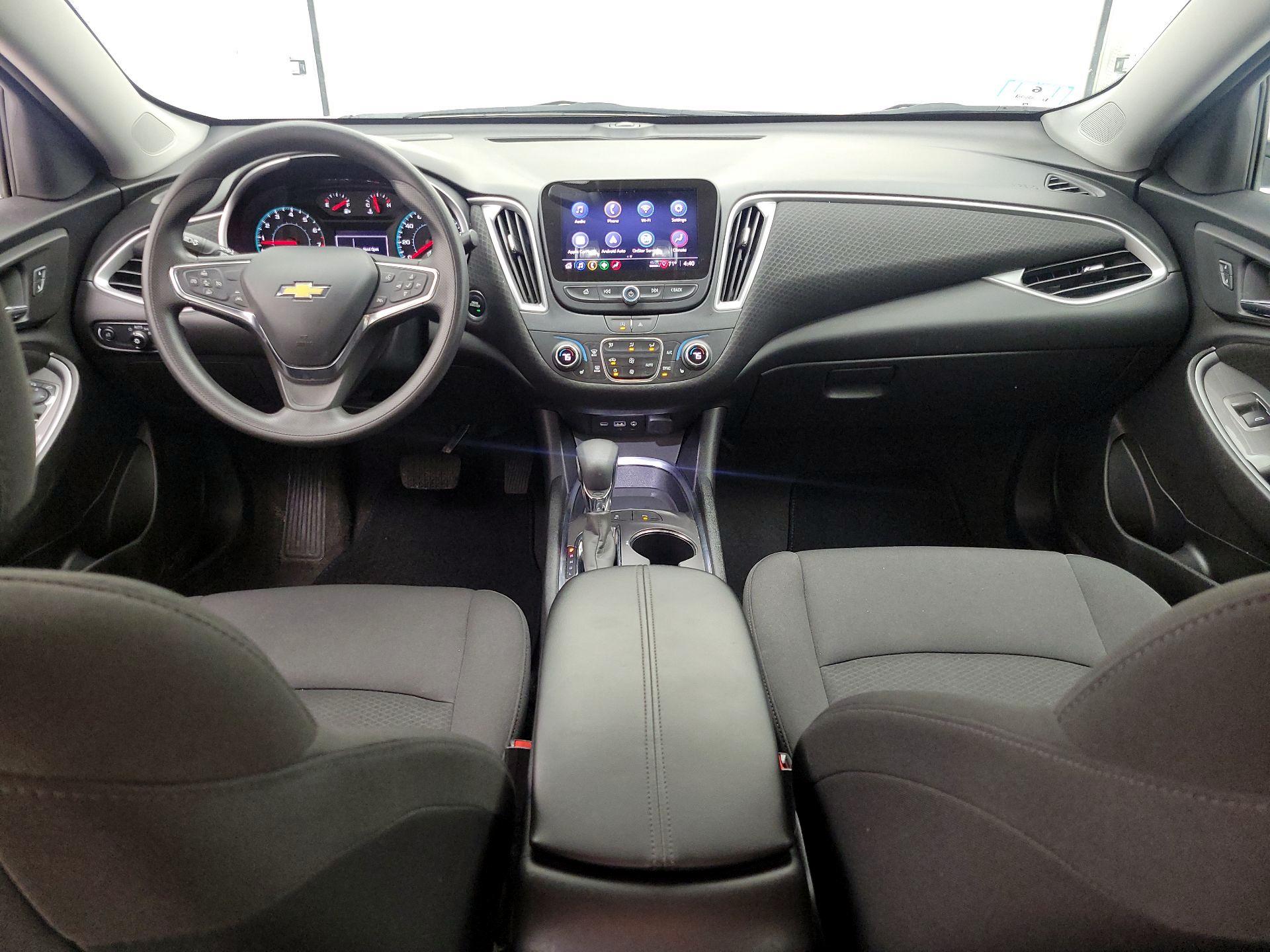 Thumbnail: 2024 Chevrolet Malibu - 9