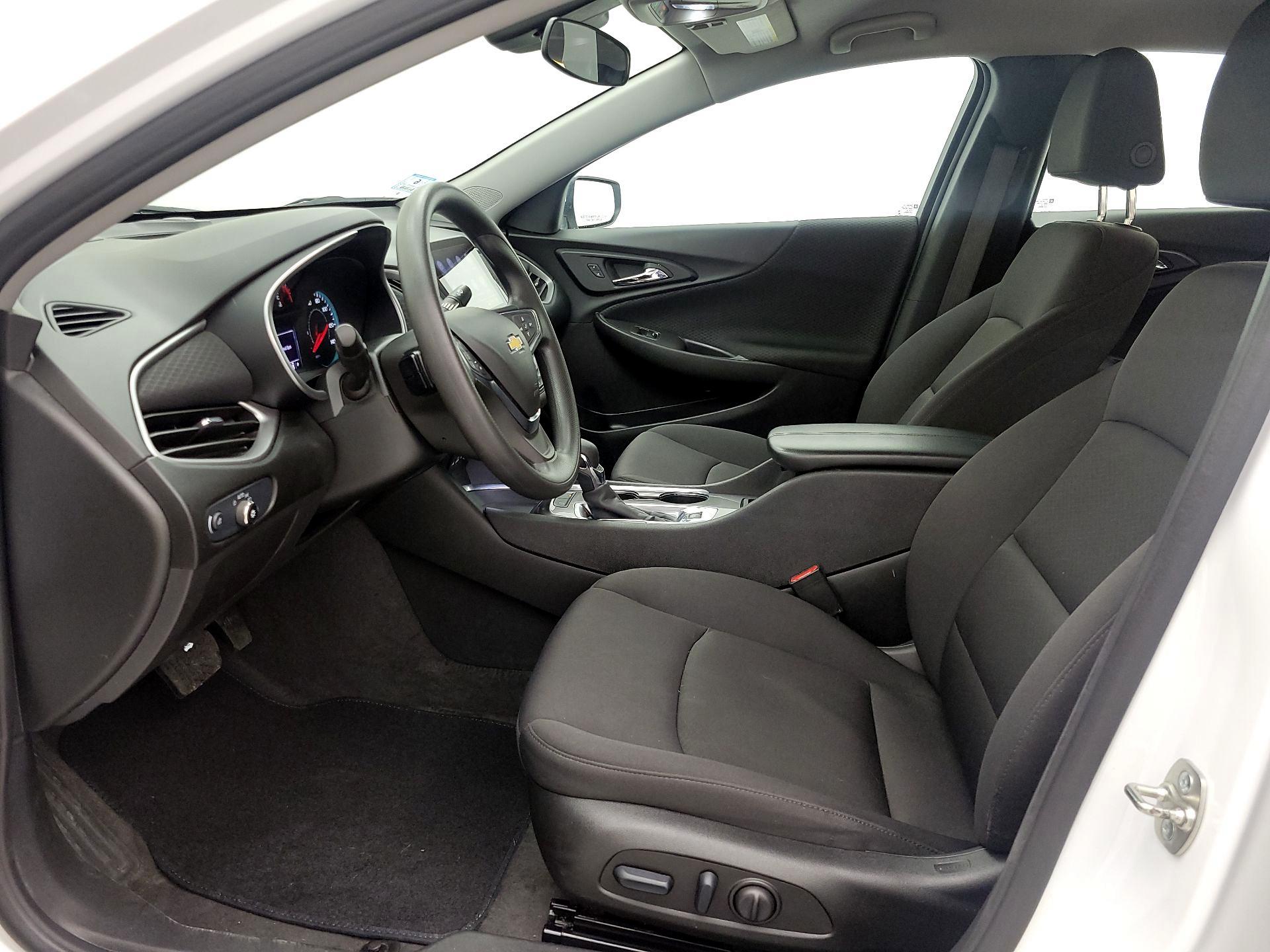 Thumbnail: 2024 Chevrolet Malibu - 11