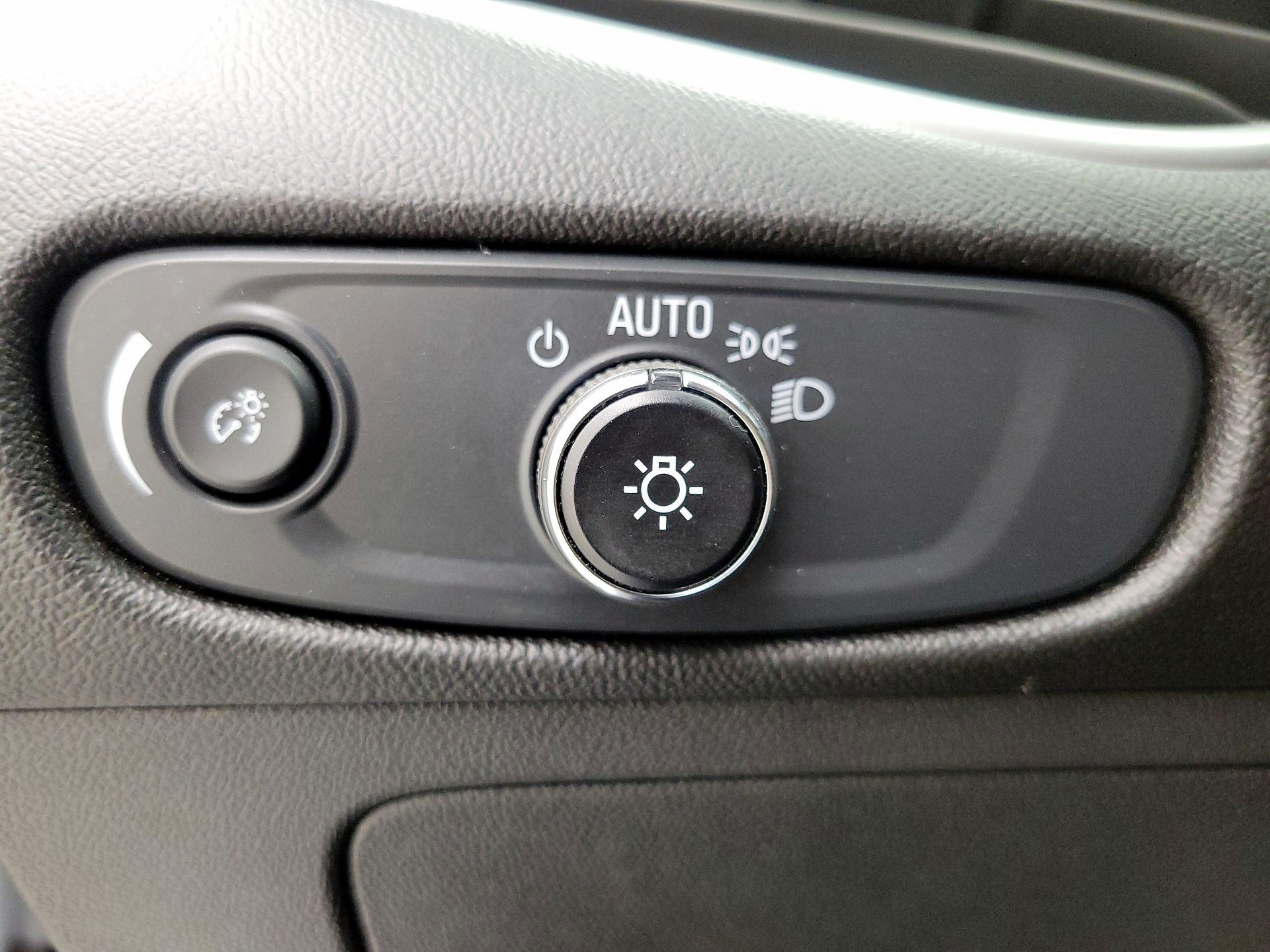 Thumbnail: 2024 Chevrolet Malibu - 13