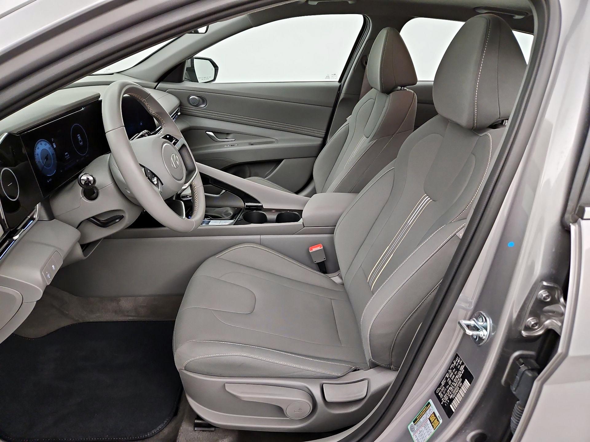 Thumbnail: 2025 Hyundai Elantra - 11