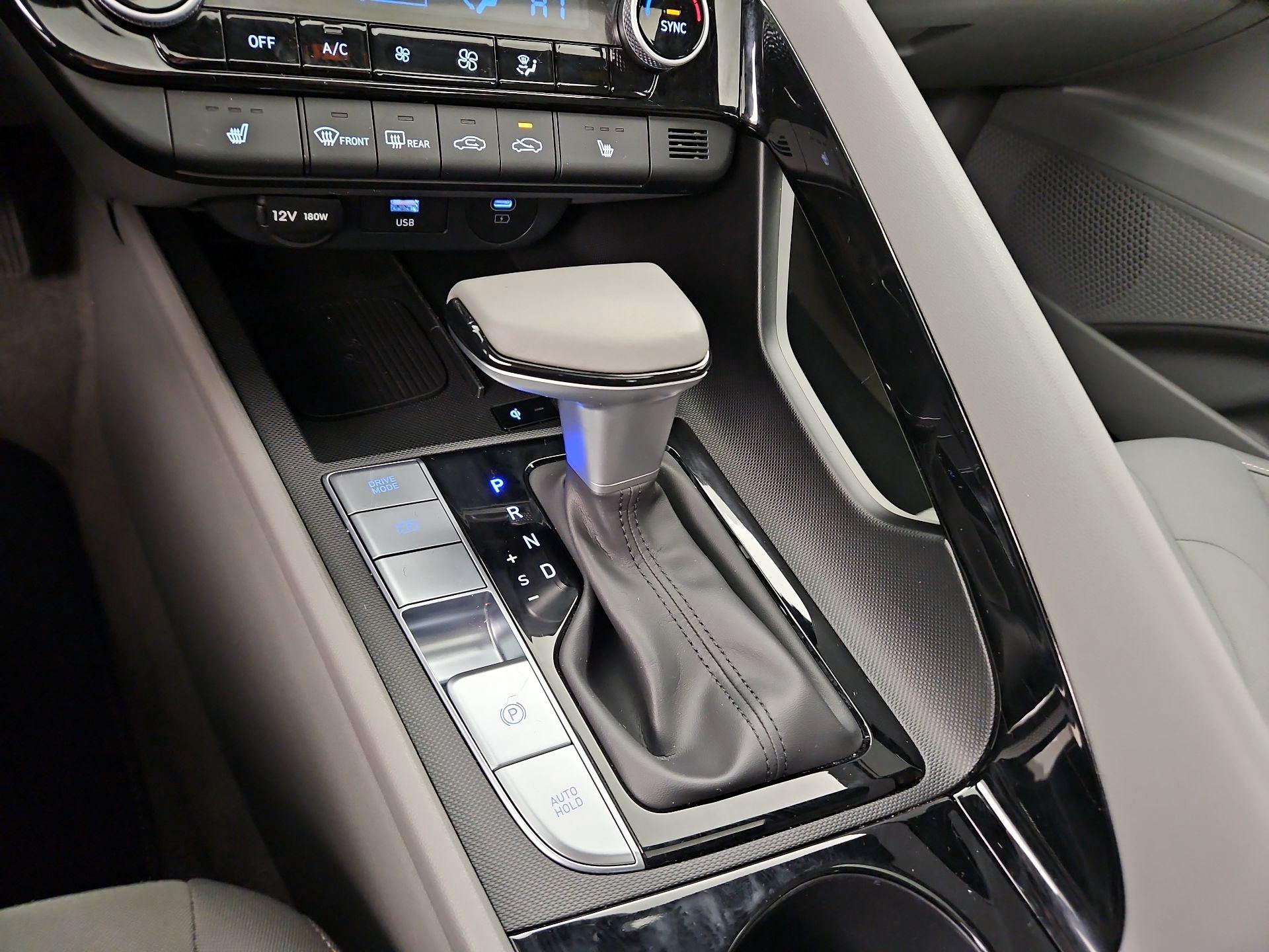 Thumbnail: 2025 Hyundai Elantra - 18