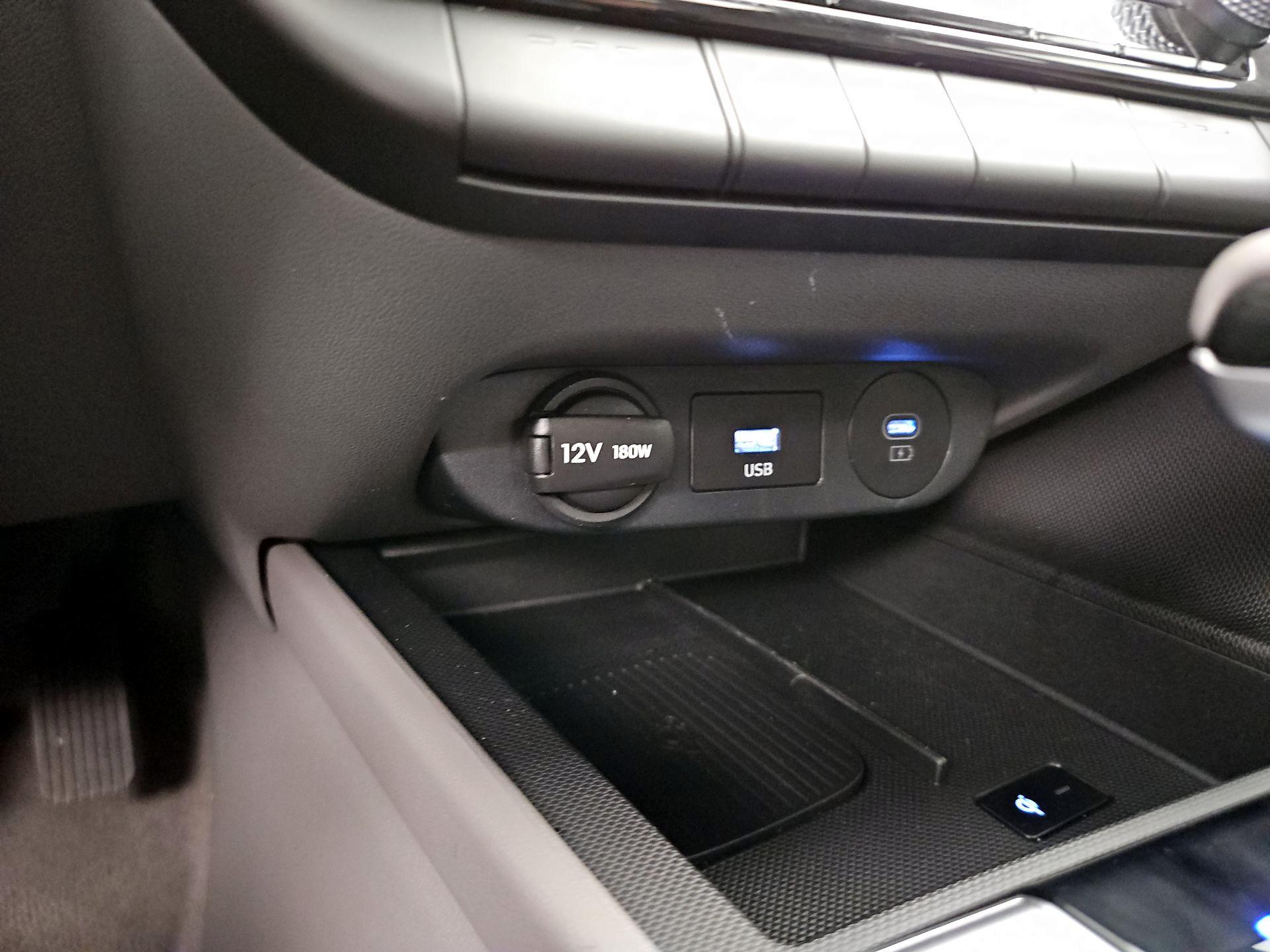 Thumbnail: 2025 Hyundai Elantra - 19