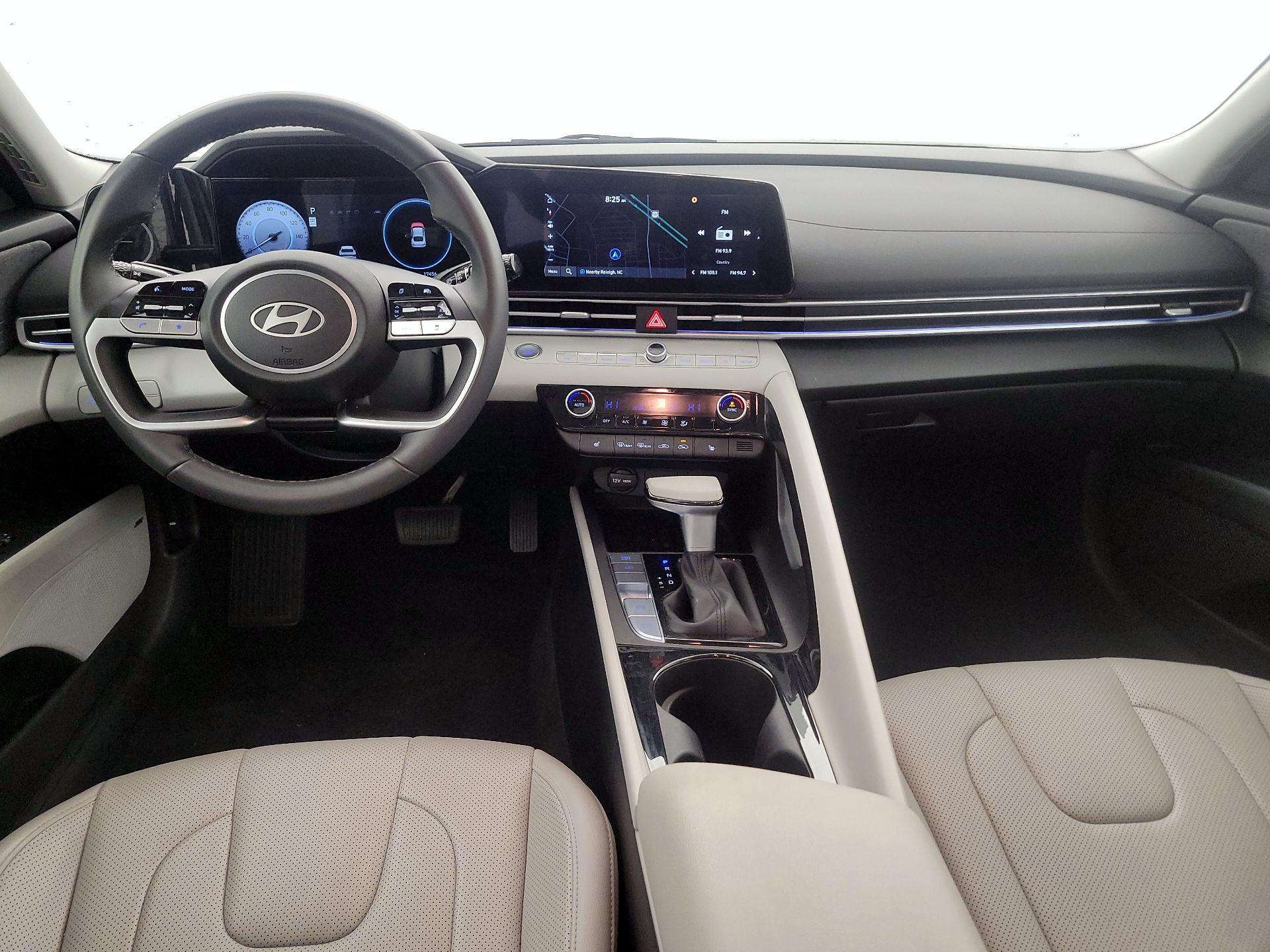 Thumbnail: 2025 Hyundai Elantra - 9