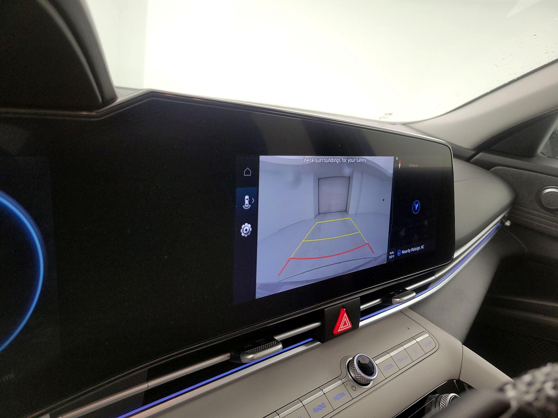 Thumbnail: 2025 Hyundai Elantra - 15