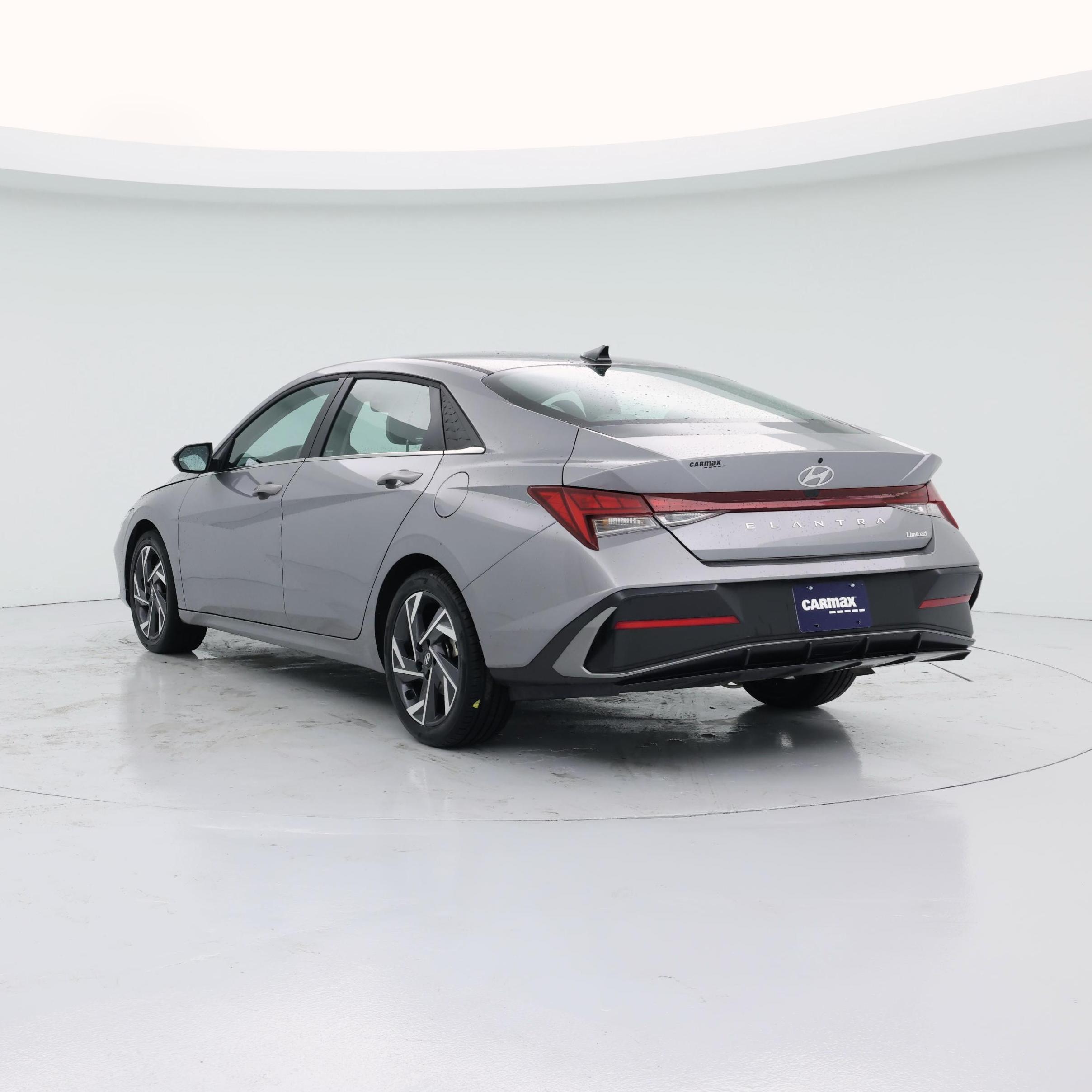 Thumbnail: 2025 Hyundai Elantra - 2