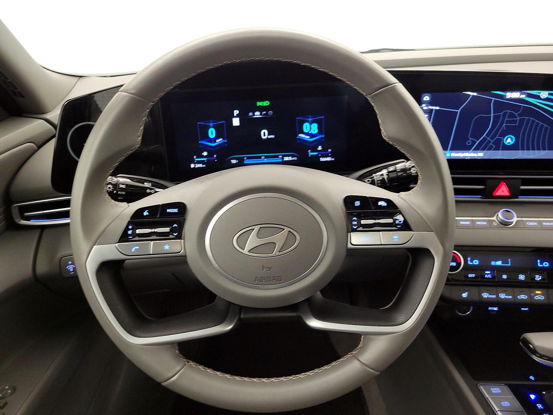 Thumbnail: 2025 Hyundai Elantra - 10