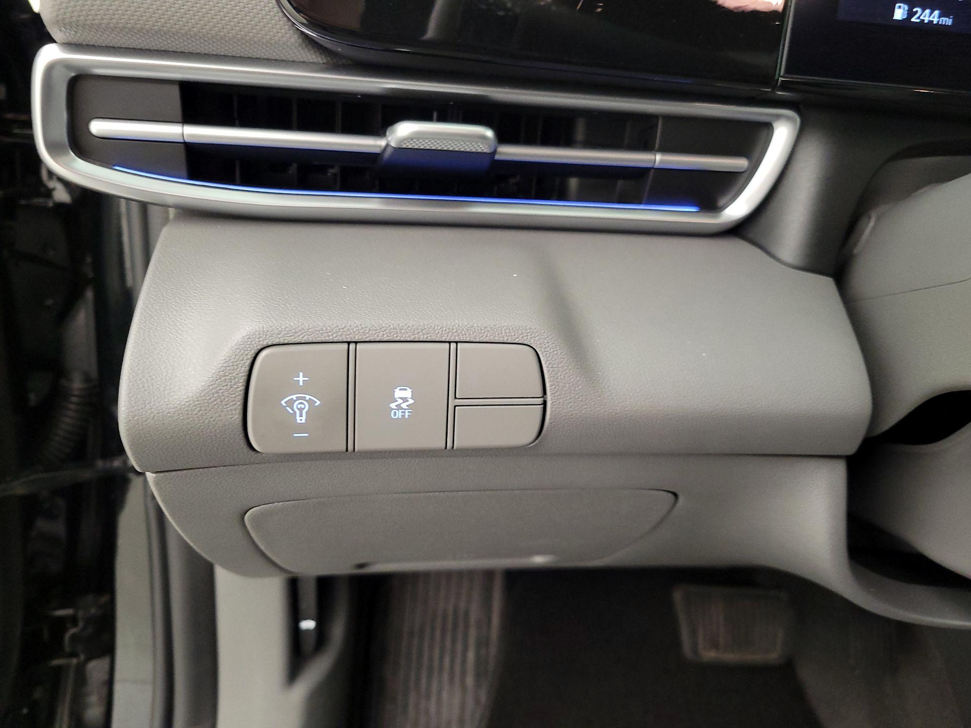 Thumbnail: 2025 Hyundai Elantra - 13