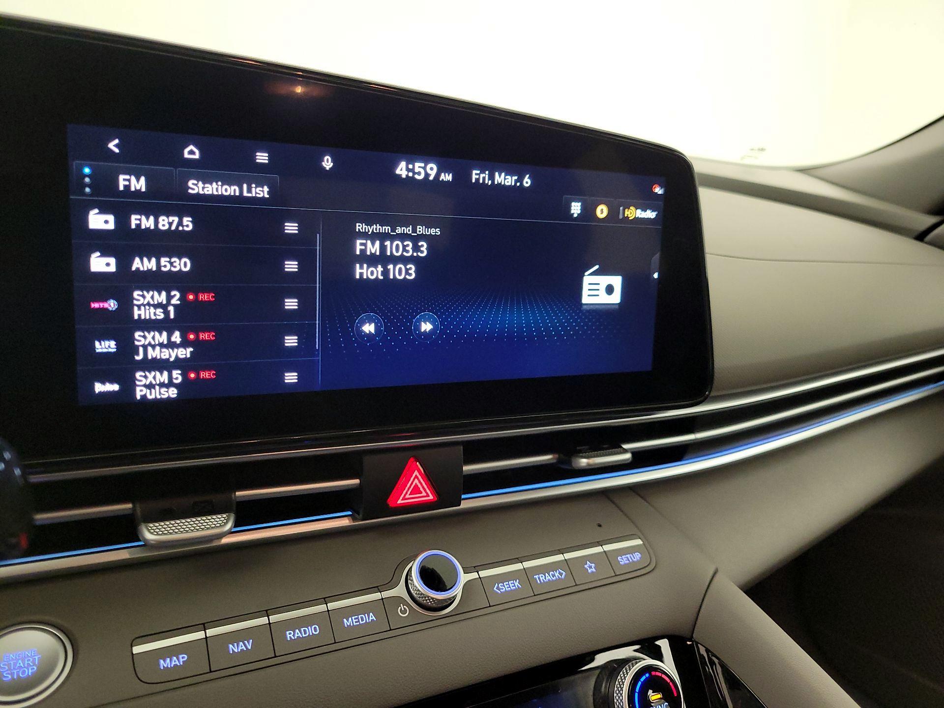 Thumbnail: 2025 Hyundai Elantra - 16