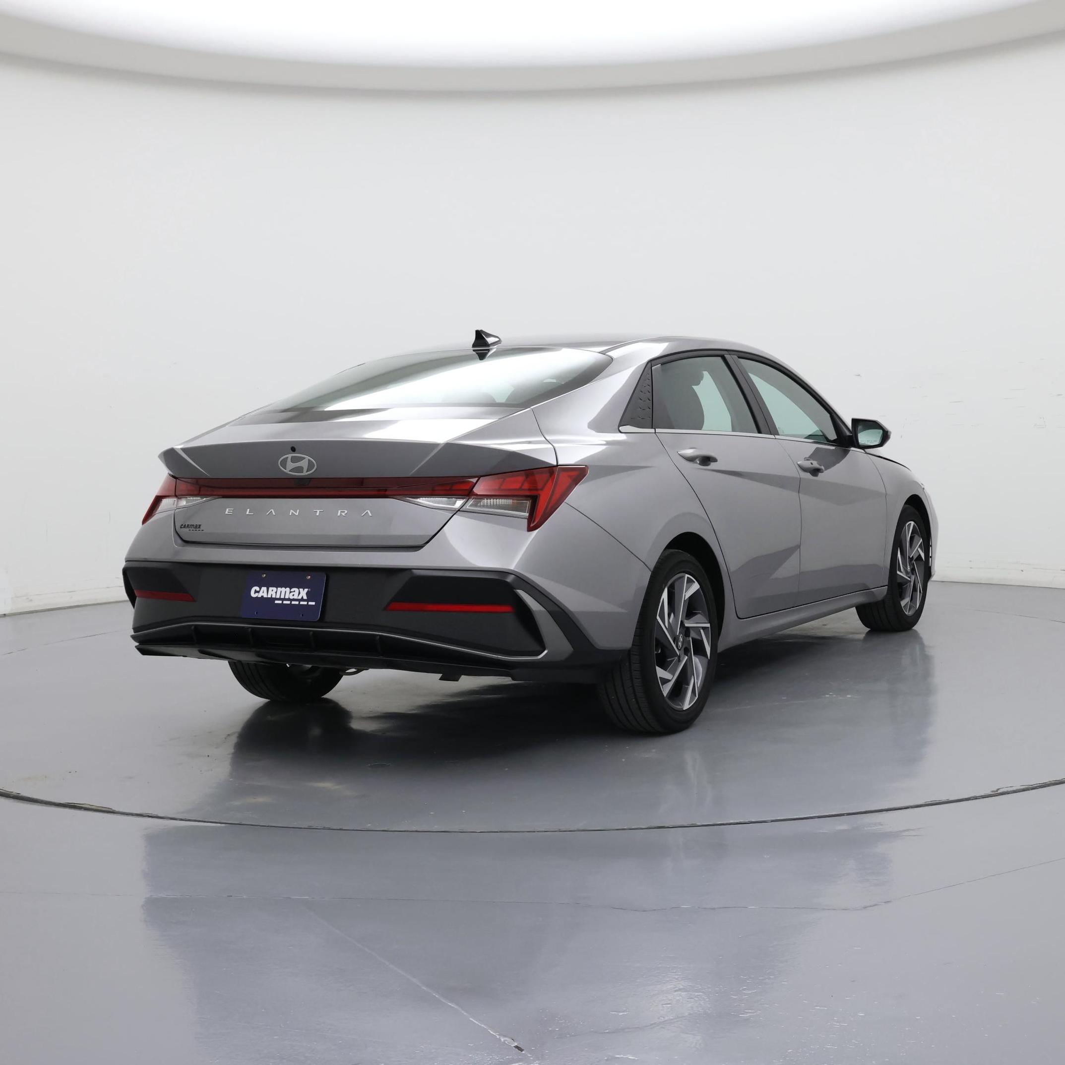 Thumbnail: 2025 Hyundai Elantra - 8