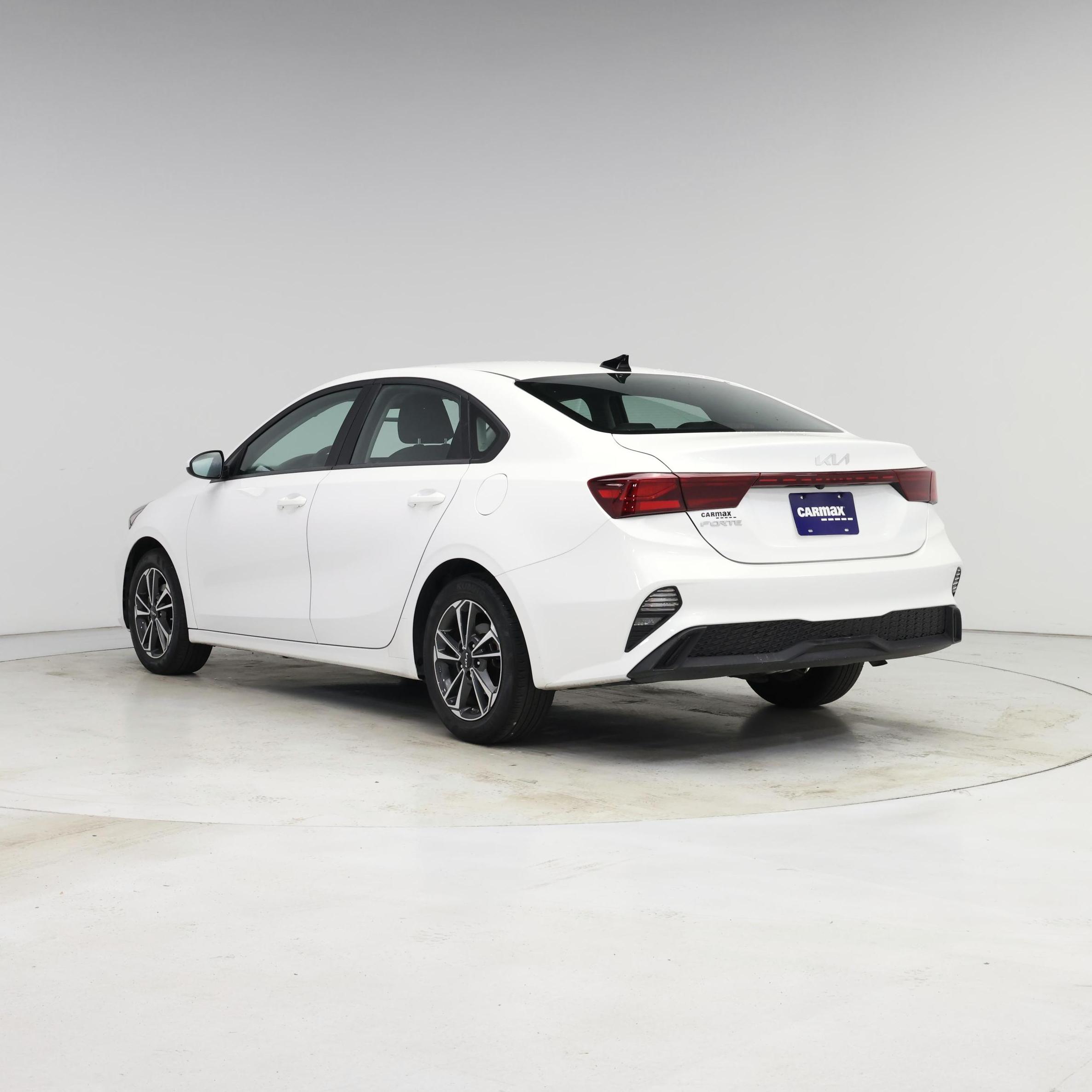 Thumbnail: 2024 Kia Forte - 2