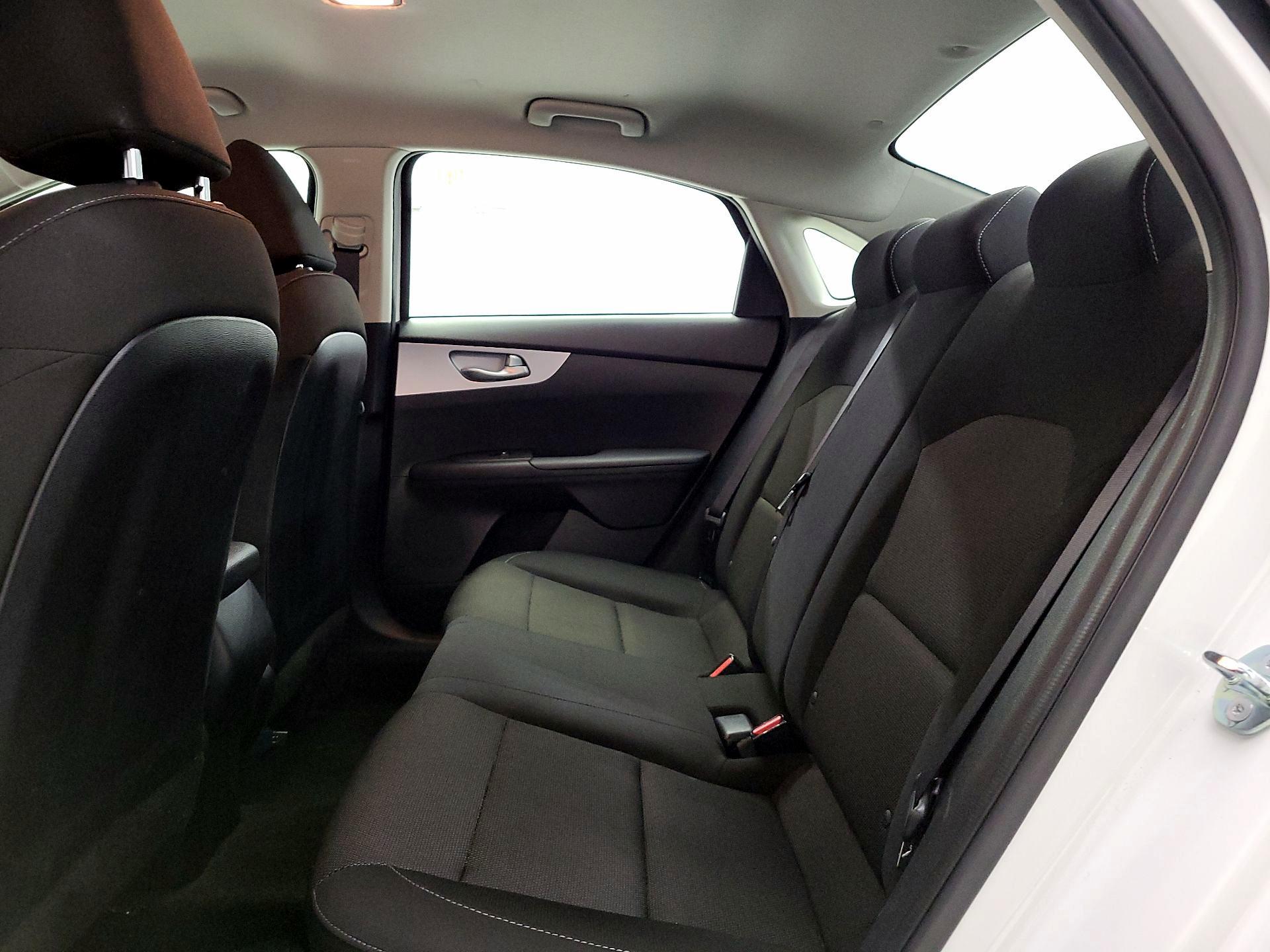 Thumbnail: 2024 Kia Forte - 19