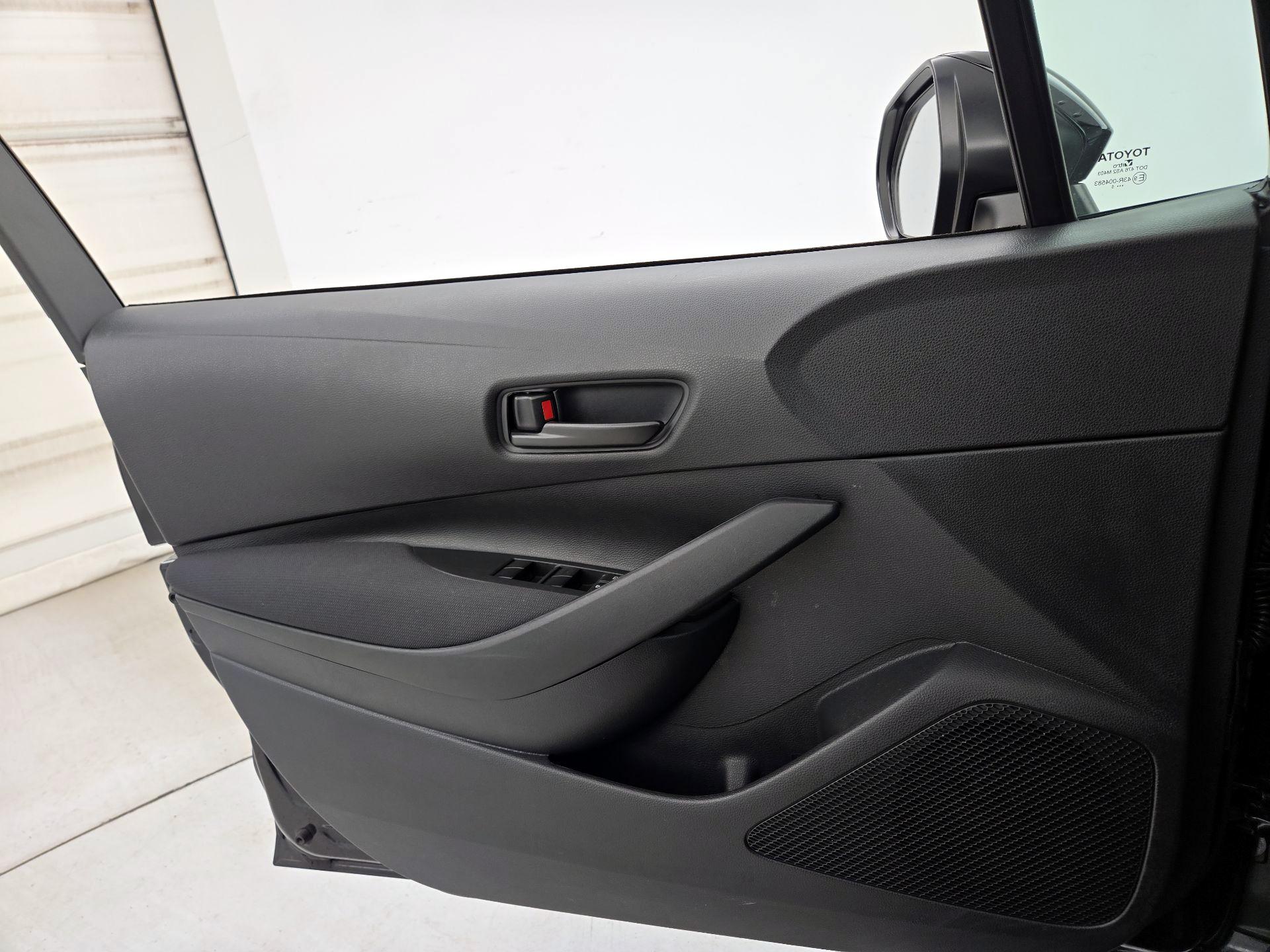 Thumbnail: 2025 Toyota Corolla - 12