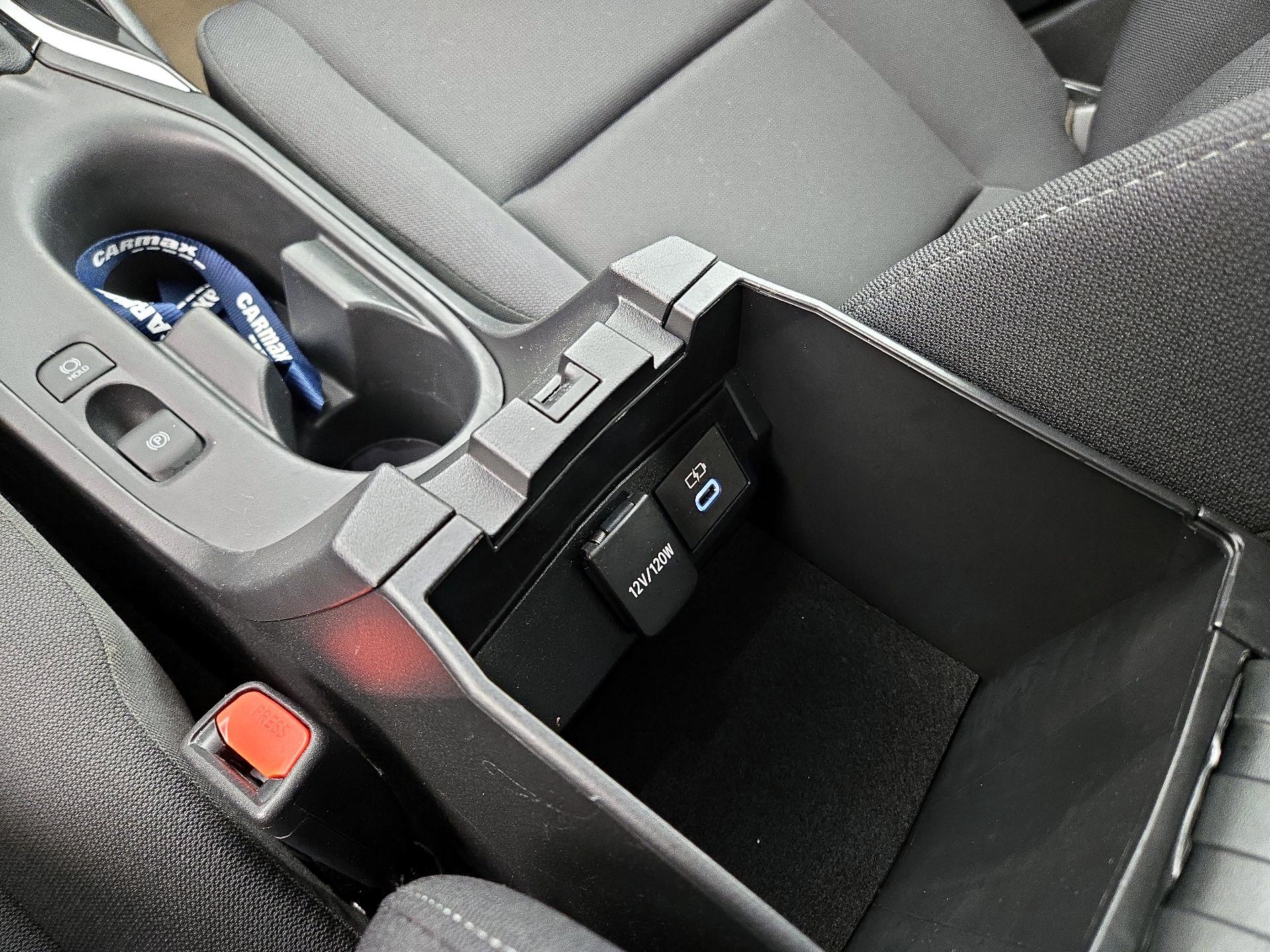 Thumbnail: 2025 Toyota Corolla - 18