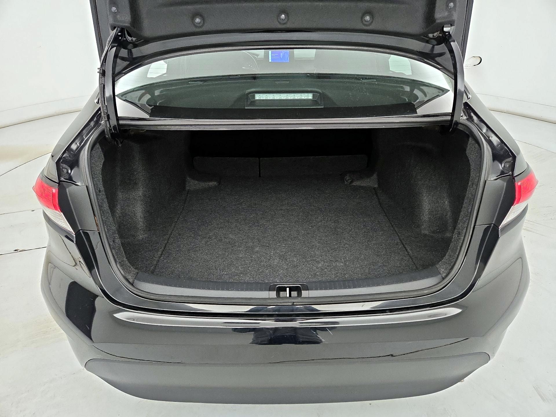 Thumbnail: 2025 Toyota Corolla - 20