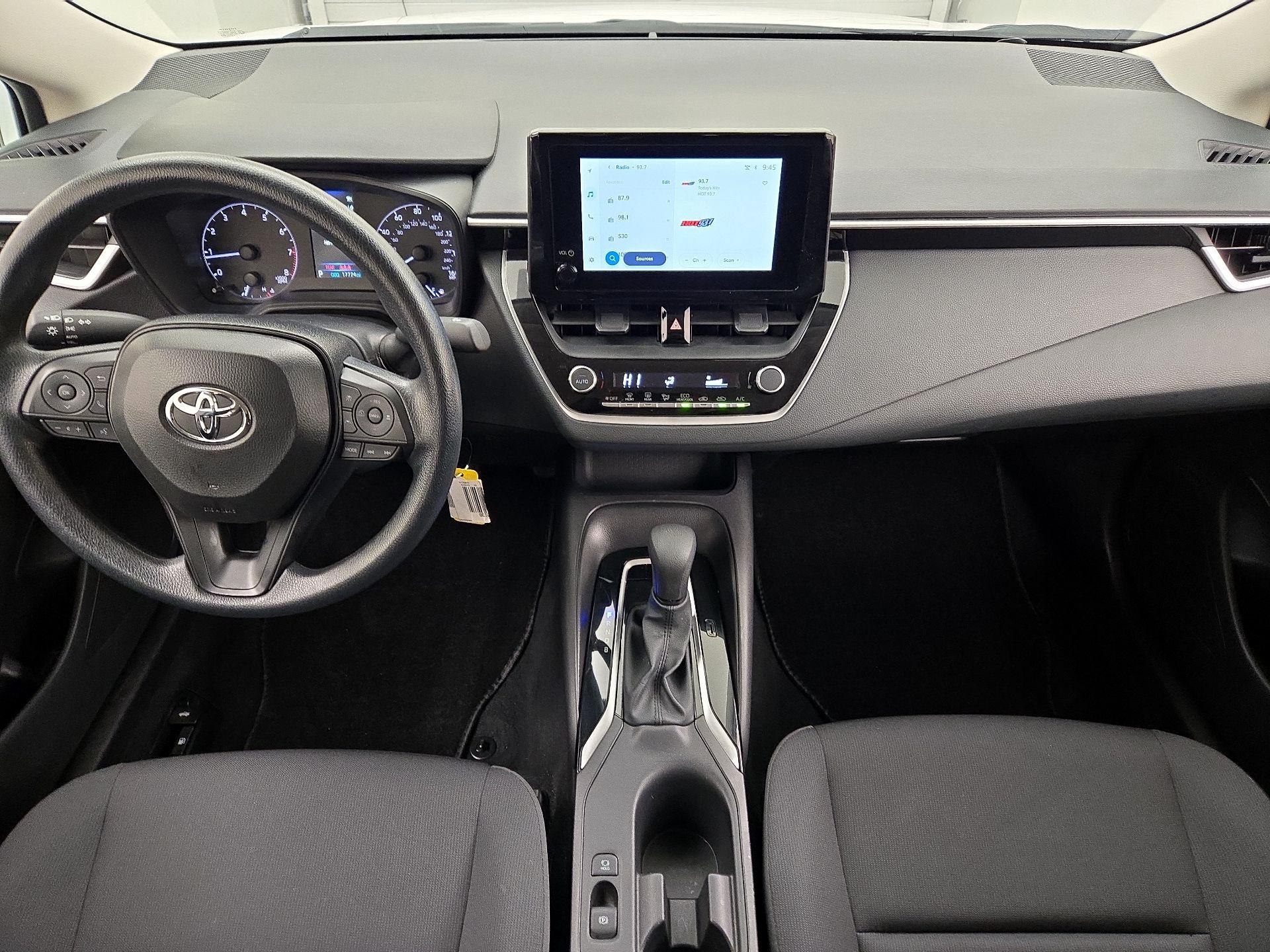 Thumbnail: 2025 Toyota Corolla - 9