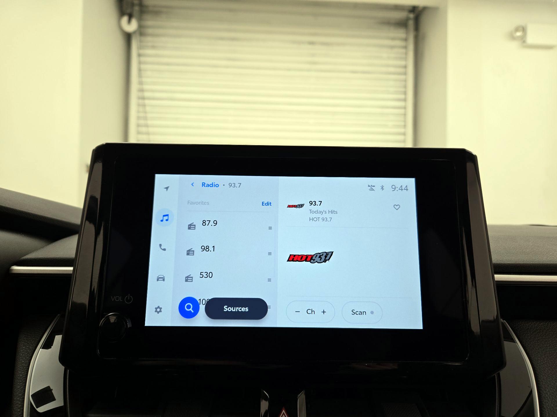 Thumbnail: 2025 Toyota Corolla - 15