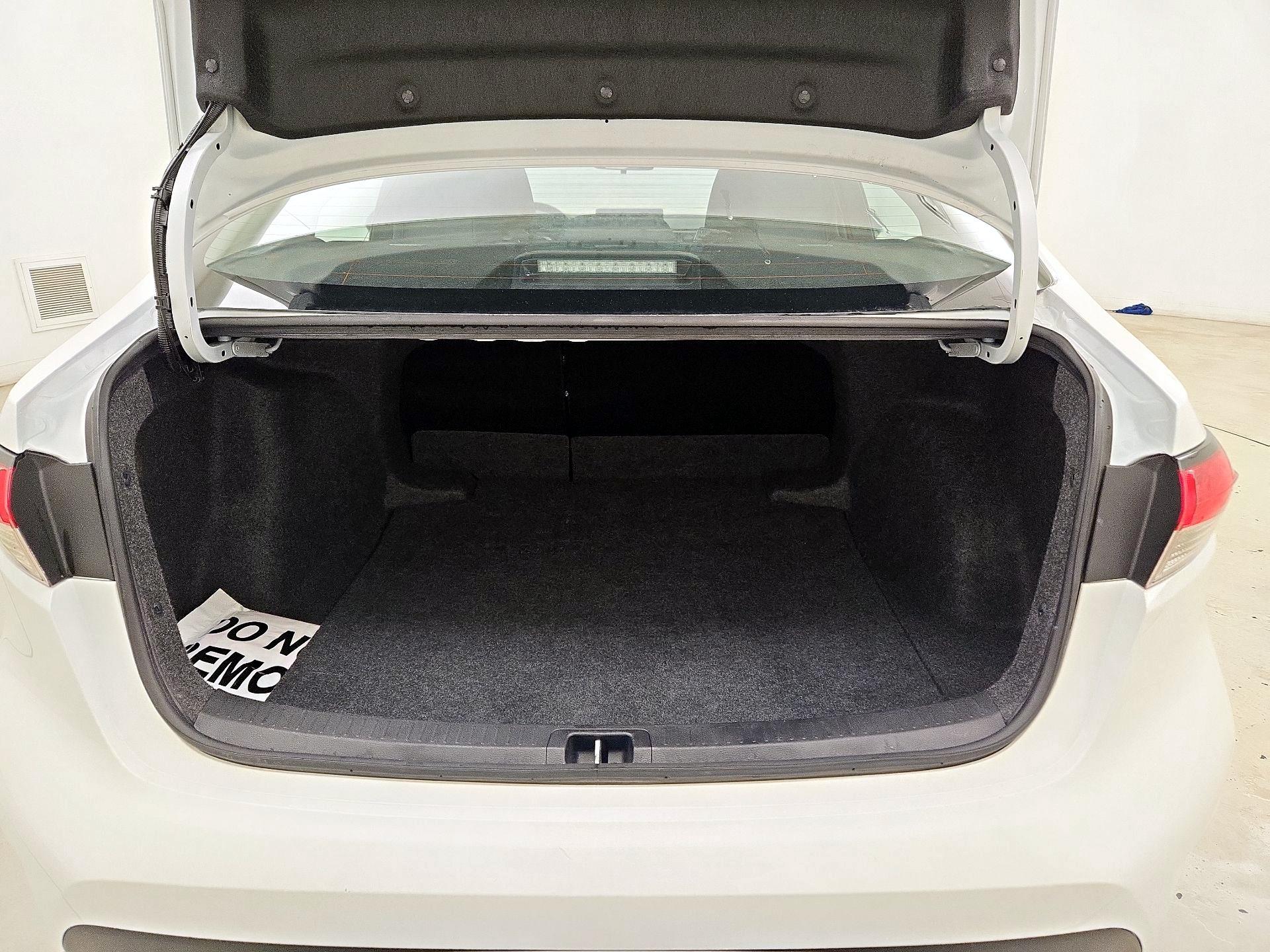 Thumbnail: 2025 Toyota Corolla - 19