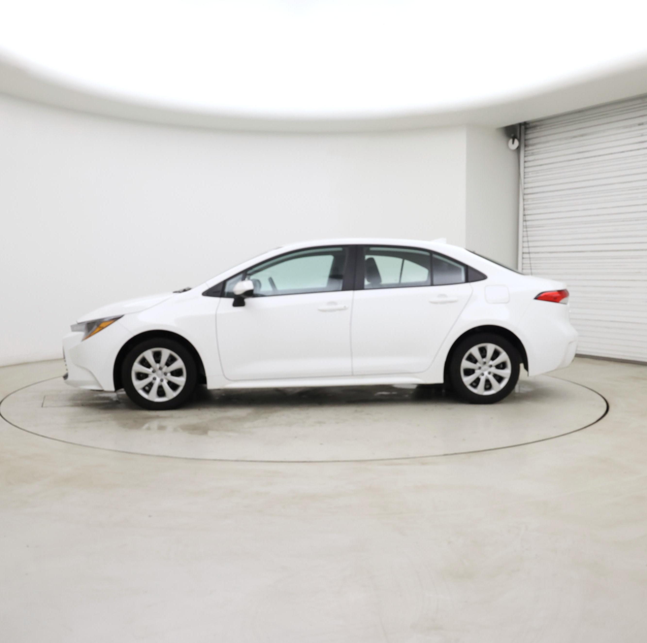 Thumbnail: 2025 Toyota Corolla - 3