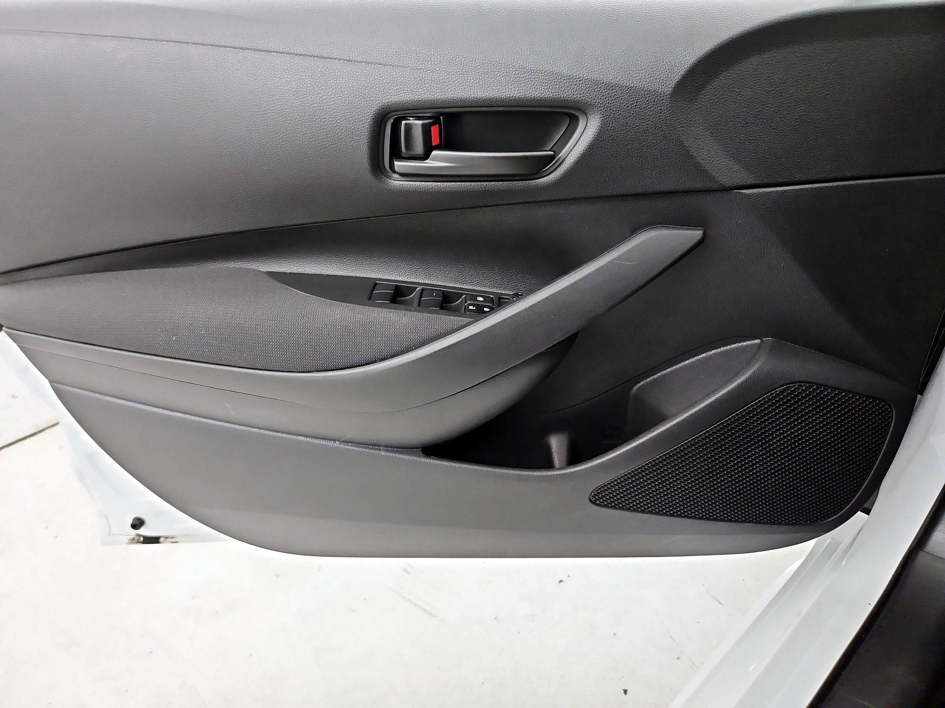 Thumbnail: 2025 Toyota Corolla - 12