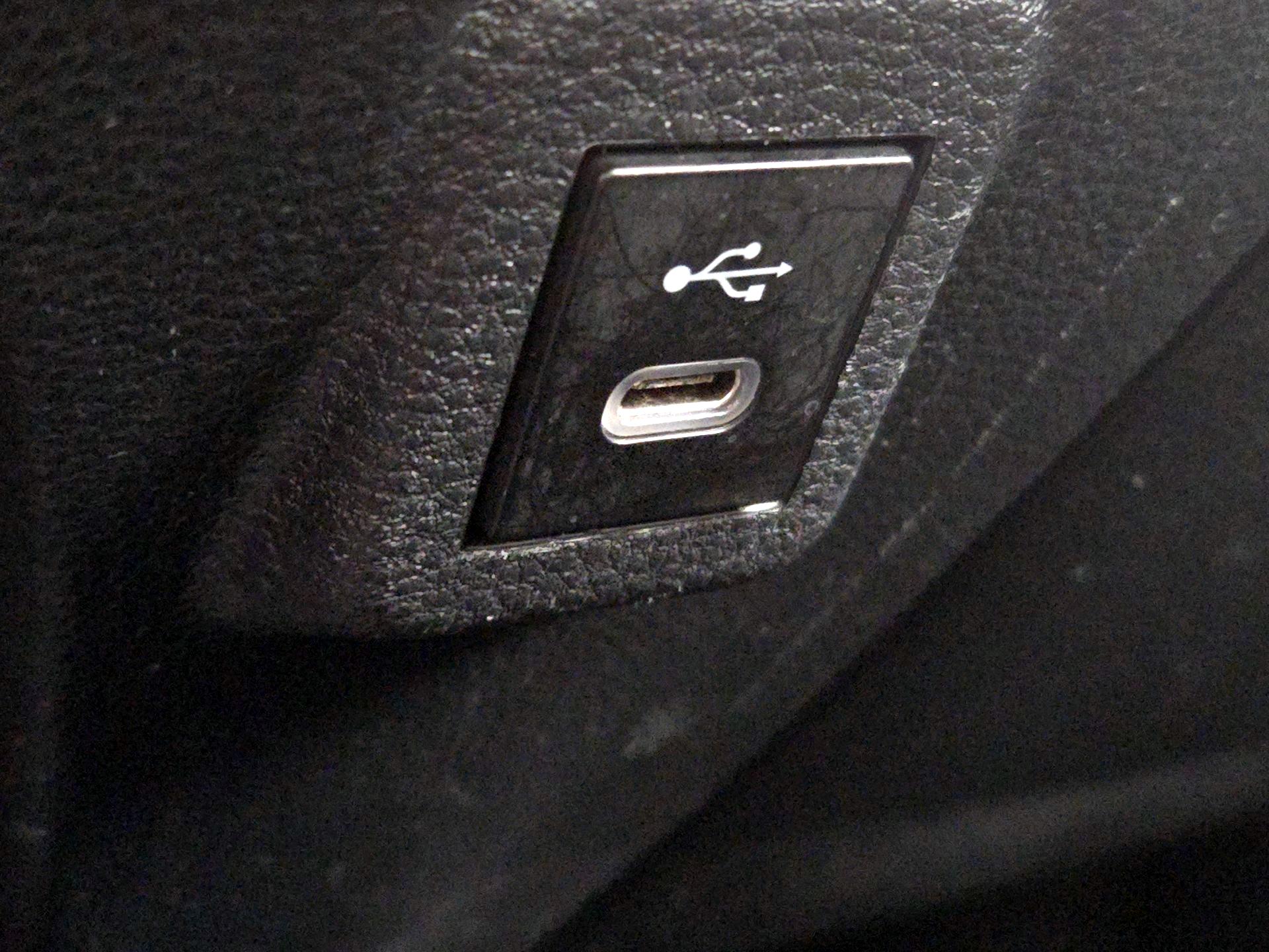 Thumbnail: 2025 Toyota Corolla - 18