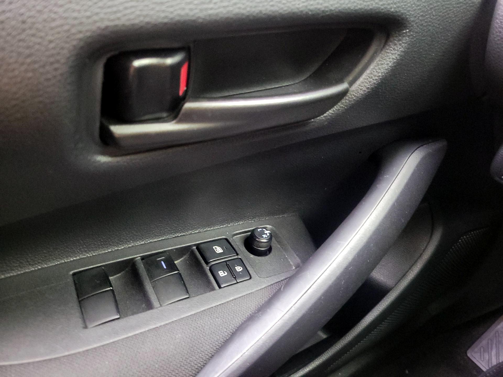 Thumbnail: 2025 Toyota Corolla - 10