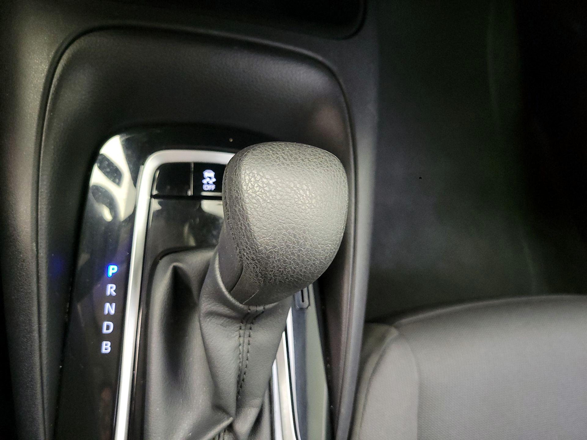 Thumbnail: 2025 Toyota Corolla - 16