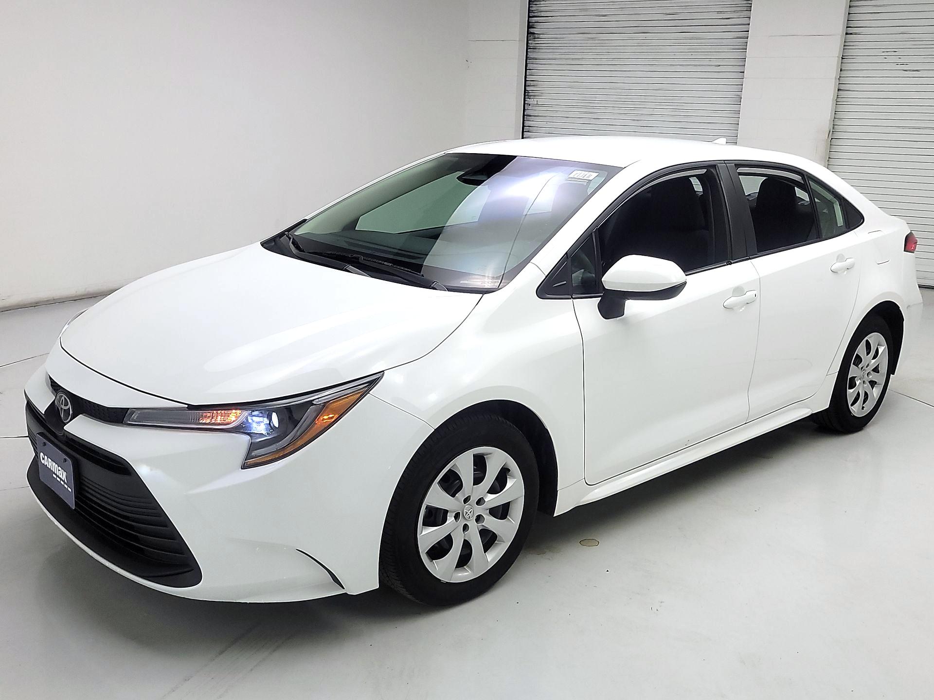 Thumbnail: 2025 Toyota Corolla - 3