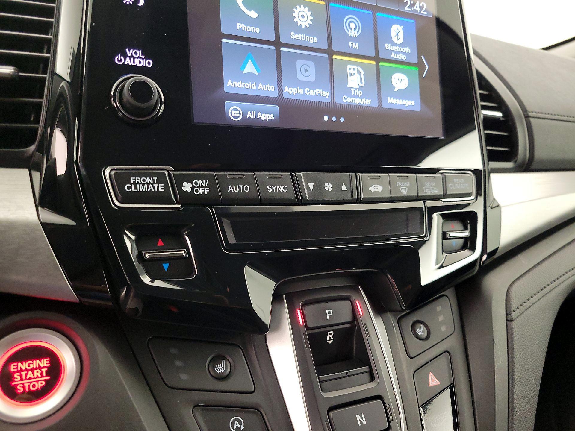 Thumbnail: 2023 Honda Odyssey - 16