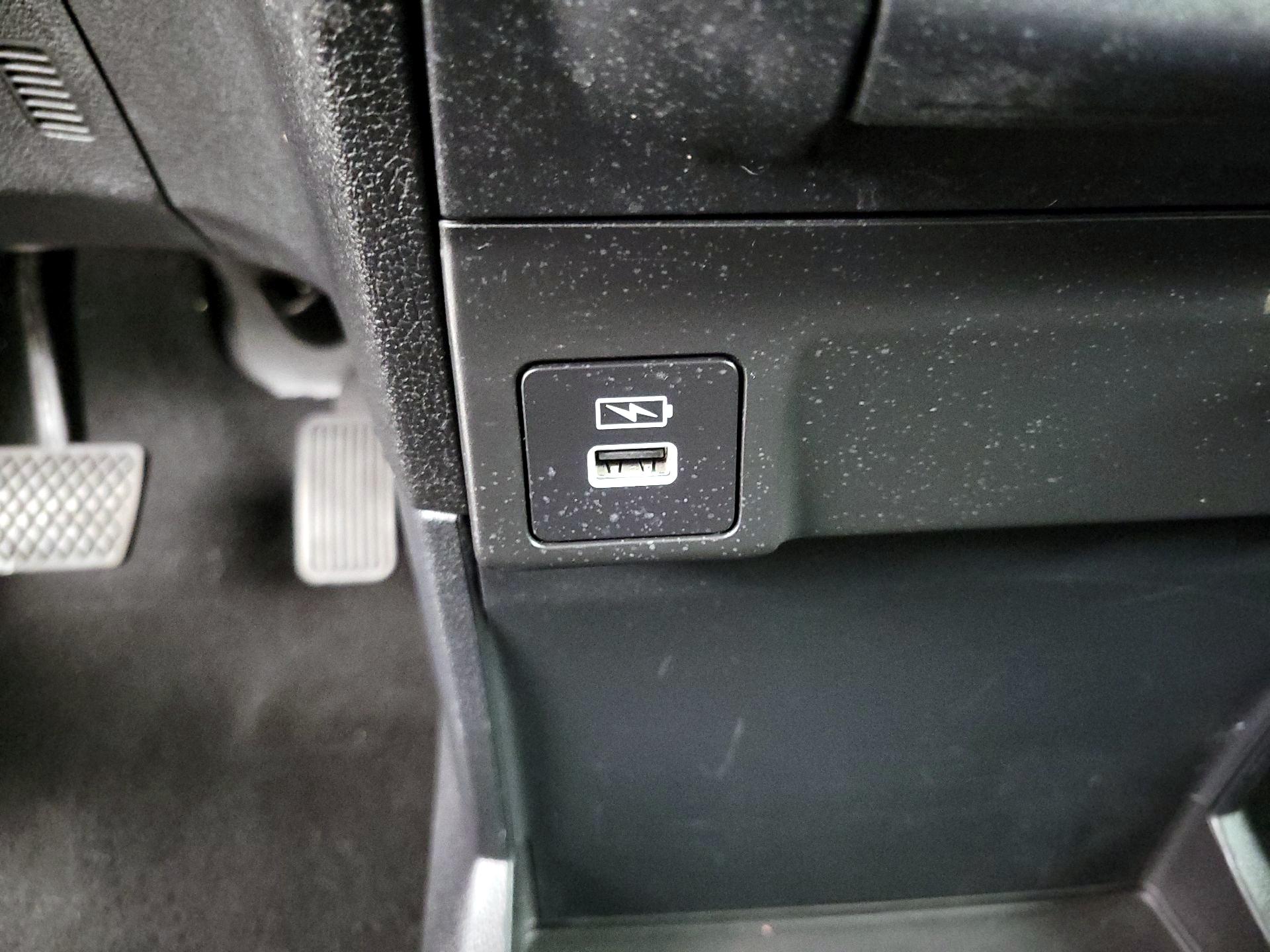 Thumbnail: 2023 Honda Odyssey - 18