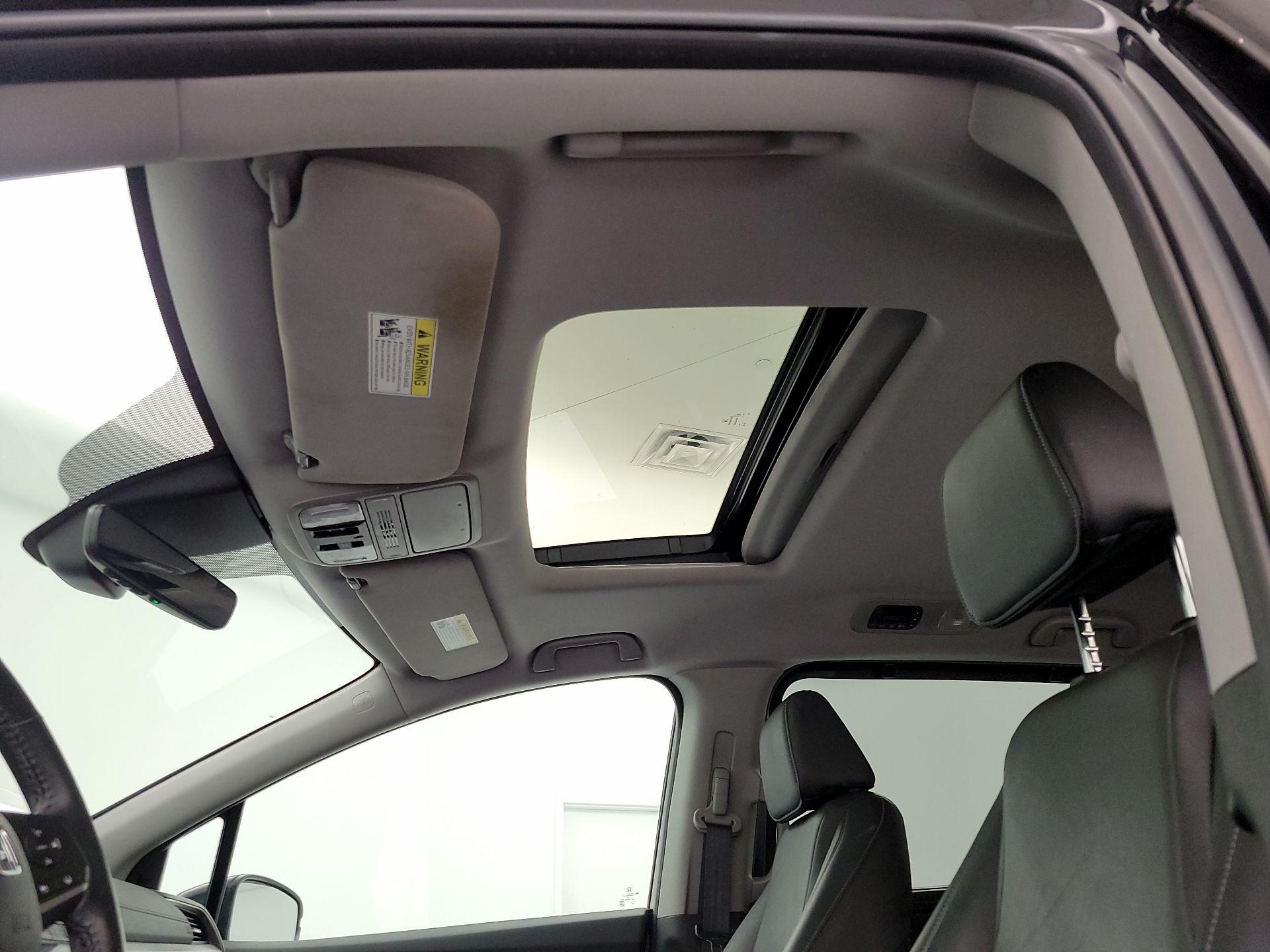 Thumbnail: 2023 Honda Odyssey - 19