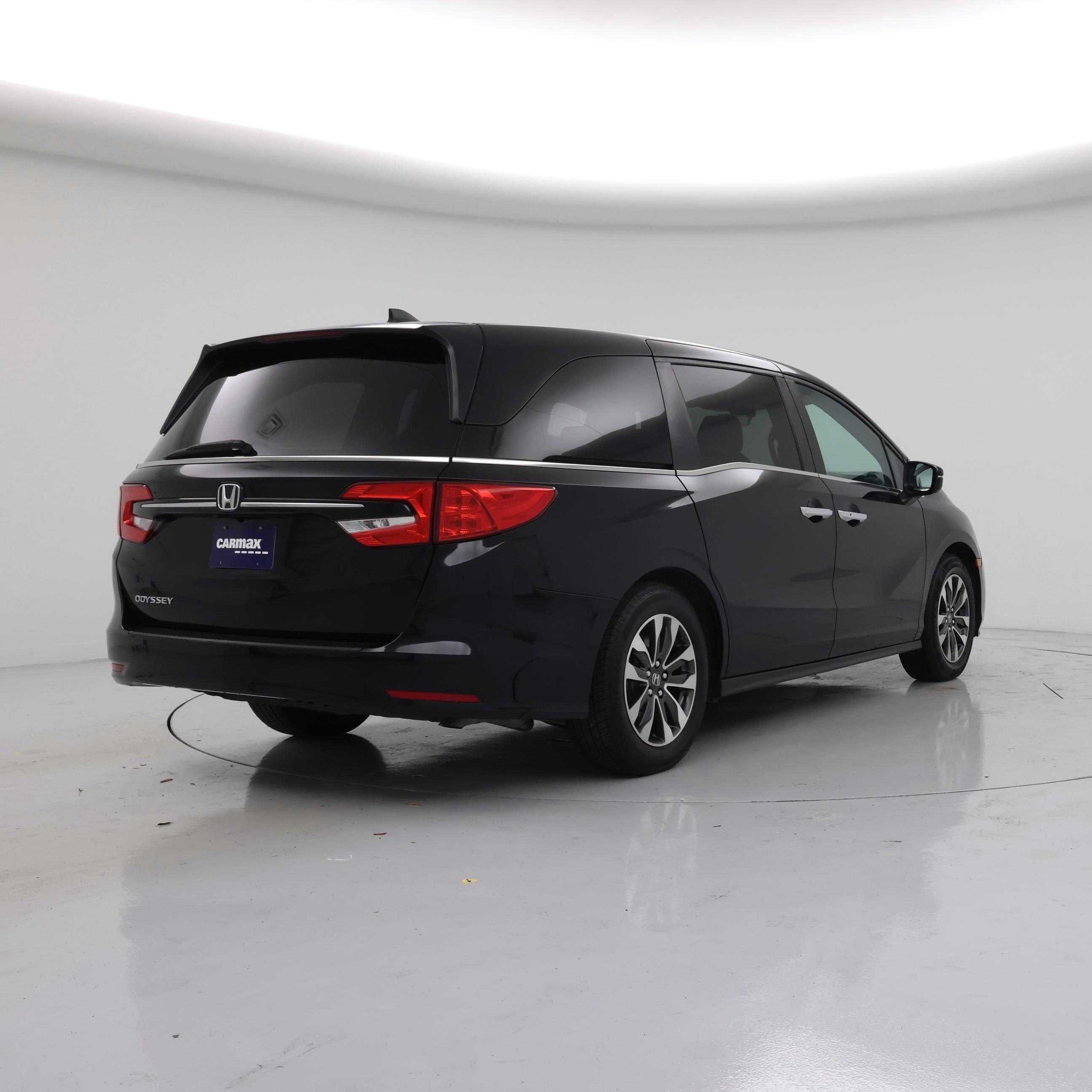 Thumbnail: 2023 Honda Odyssey - 8