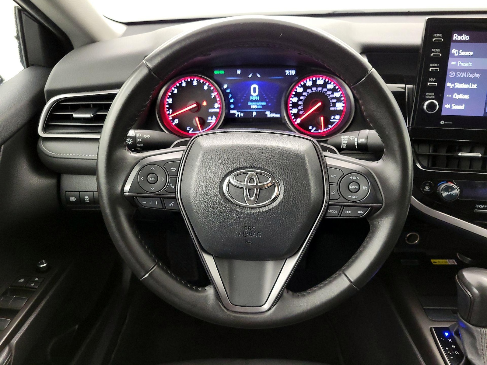 2024 Toyota Camry XSE - Photo 11