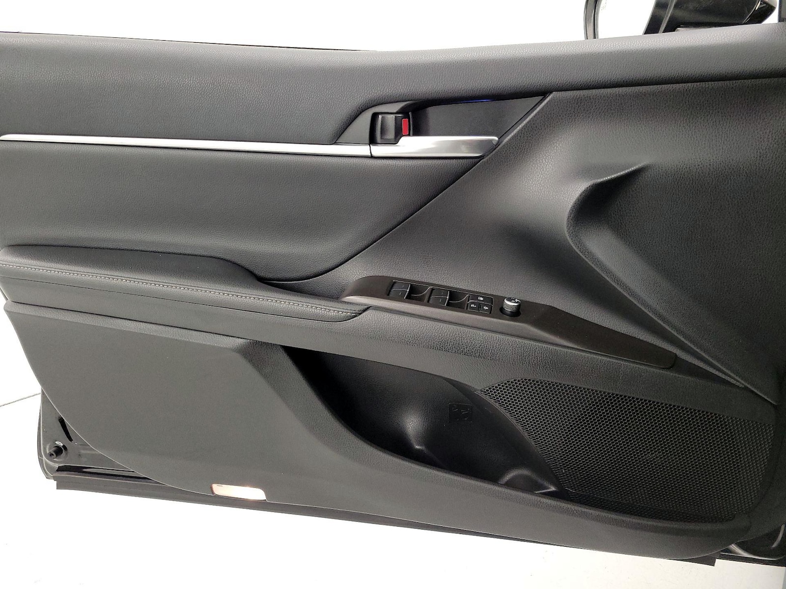 2024 Toyota Camry XSE - Photo 13
