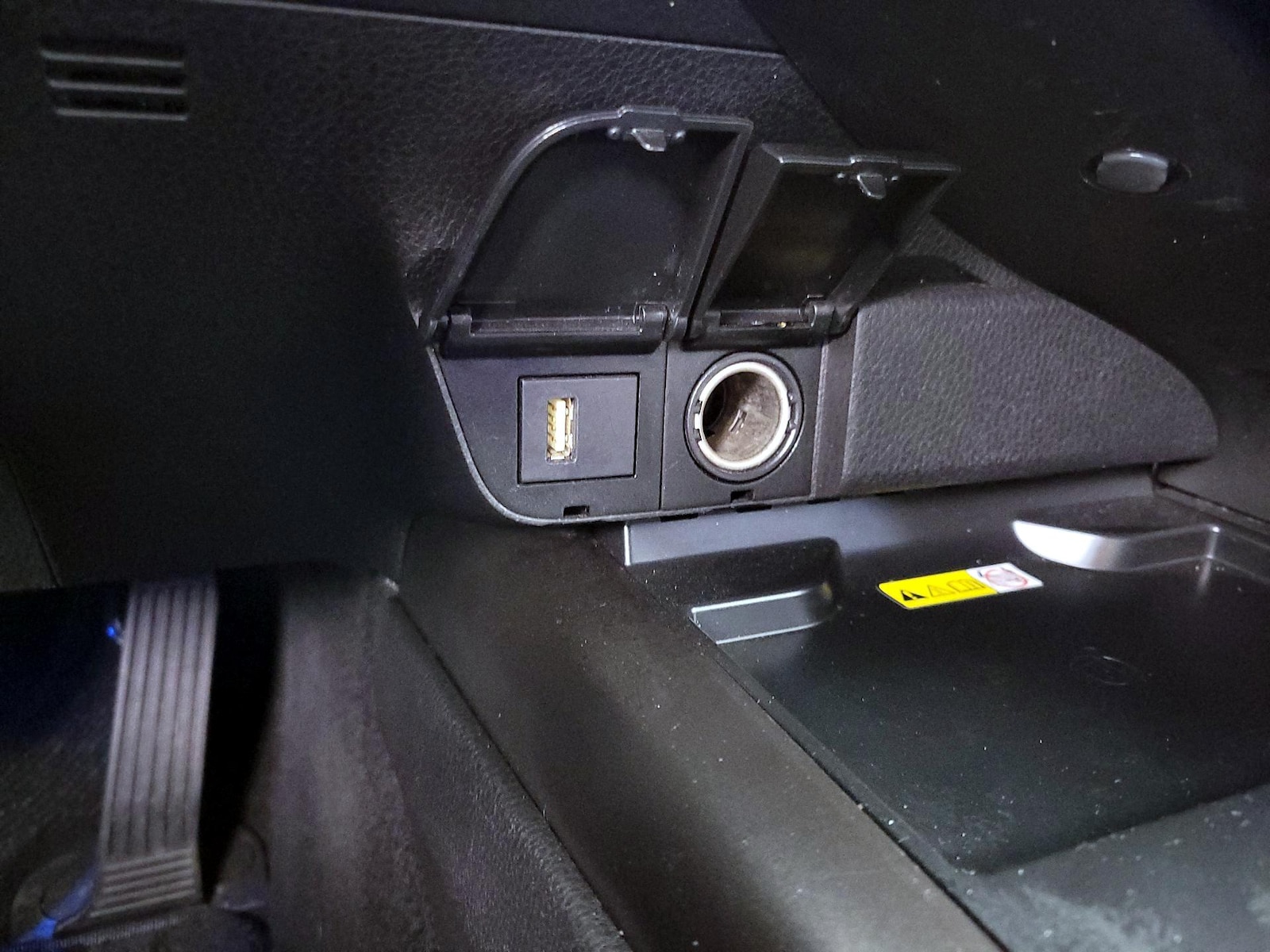 2024 Toyota Camry XSE - Photo 19